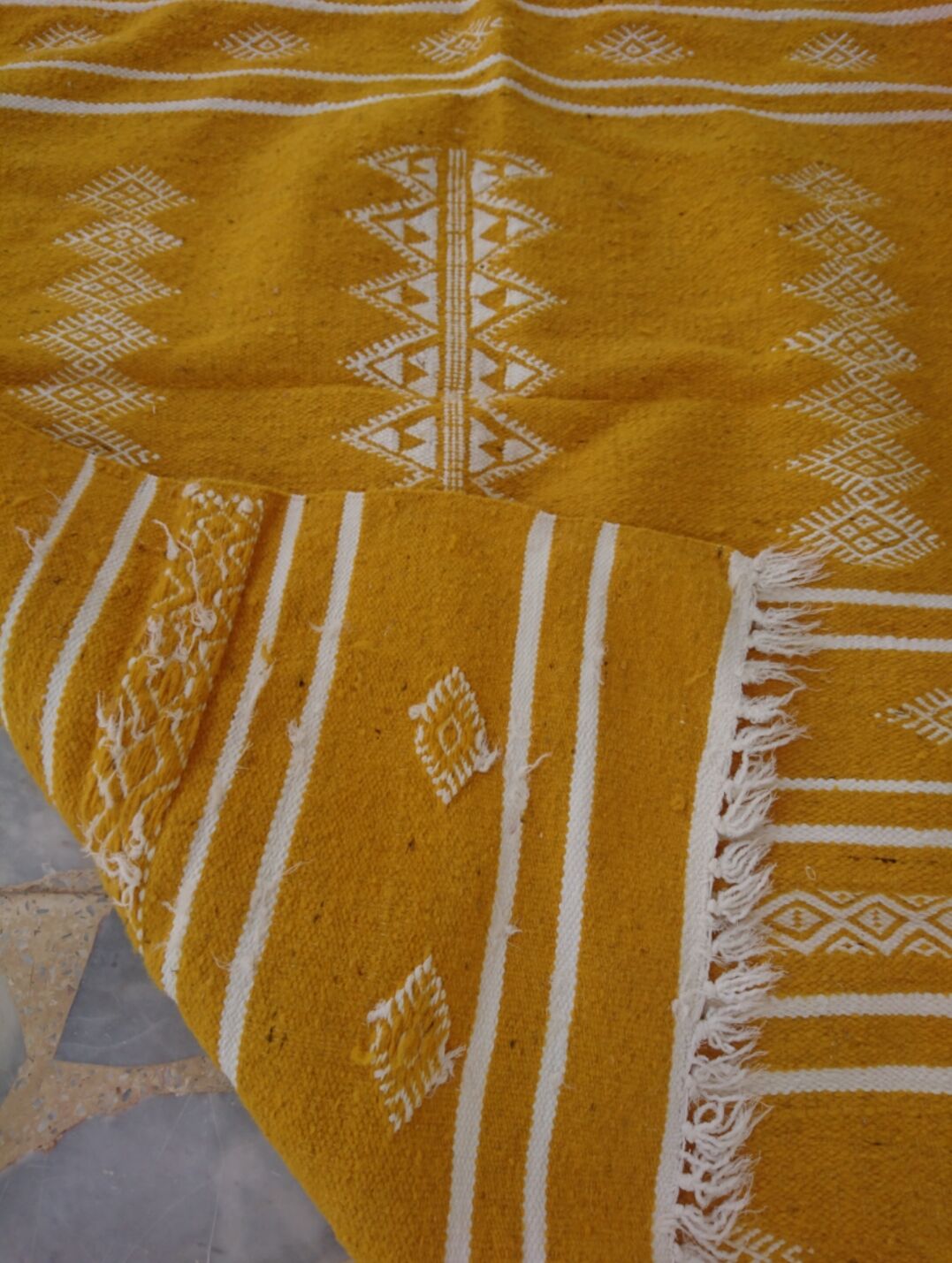 Yellow and white kilim rugs 100x140cm