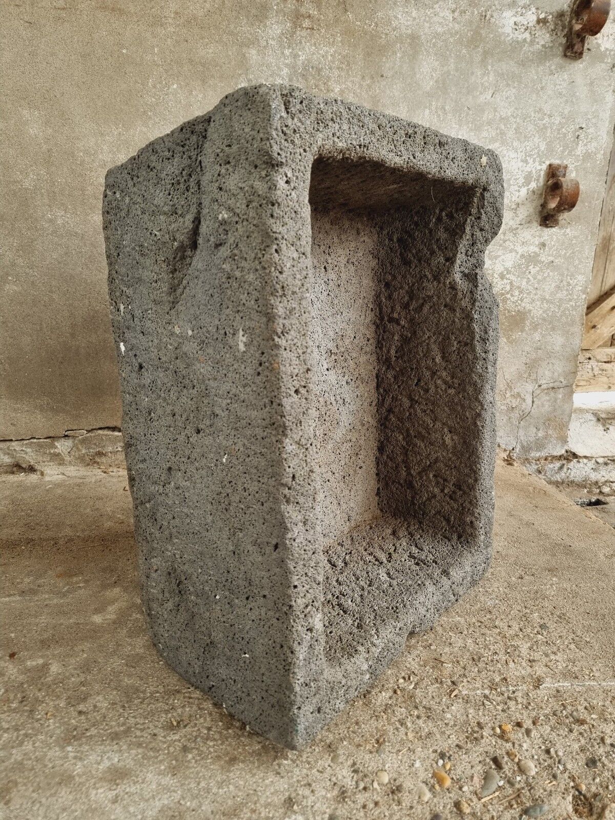 Sink stone trough