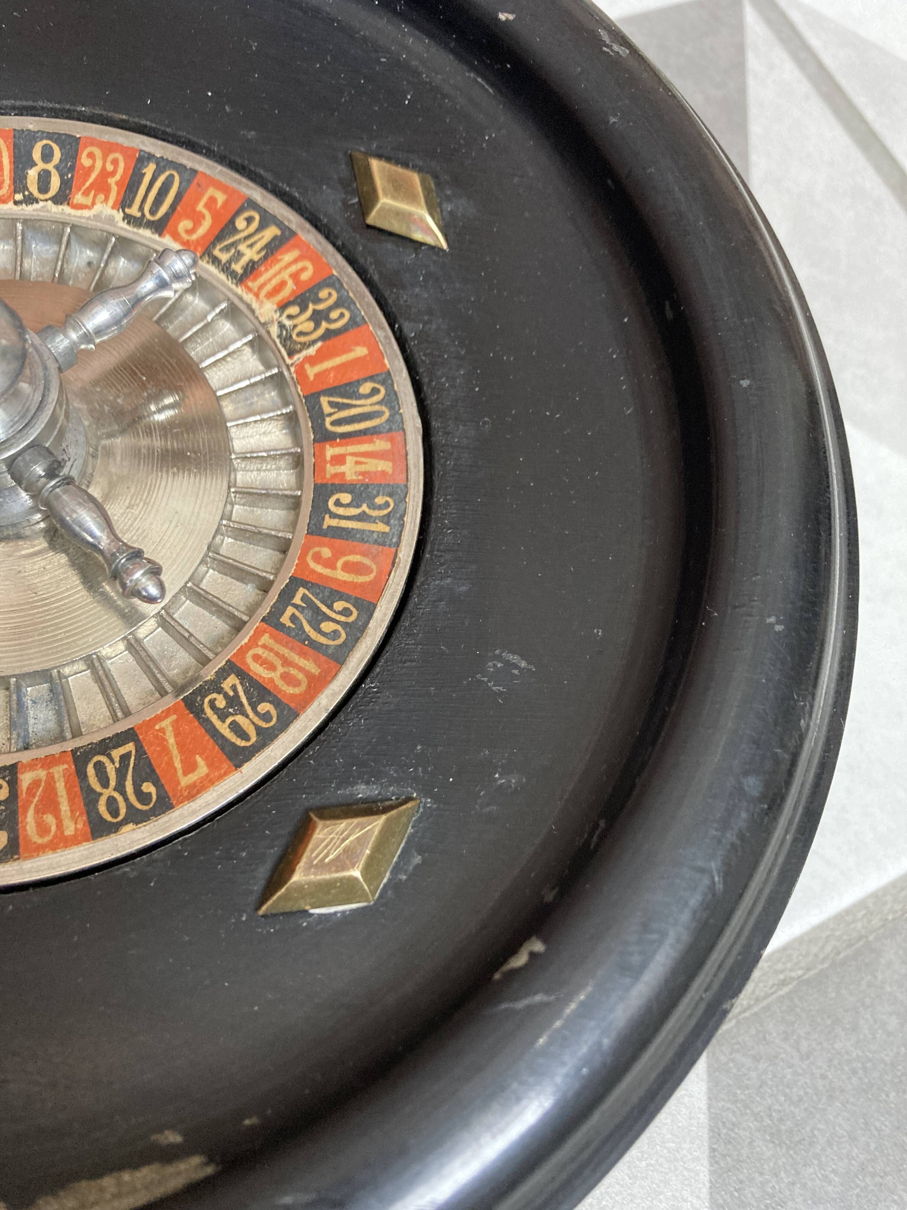 Casino roulette 20s/30s