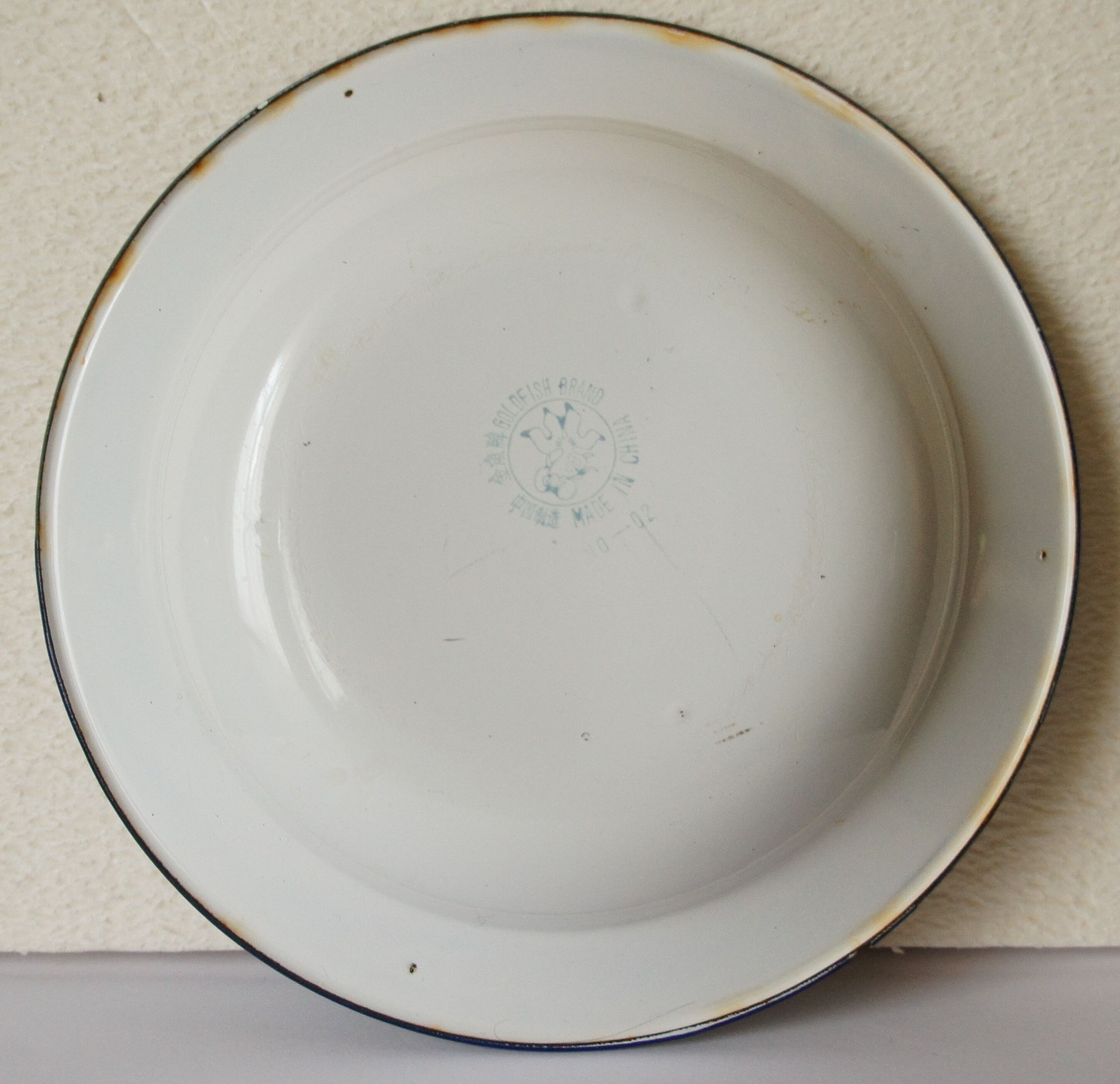 Vintage Chinese enamelled metal plates