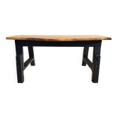 Bicolour coffee table in solid oak with 19th-century legs • Unique piece "Raw"