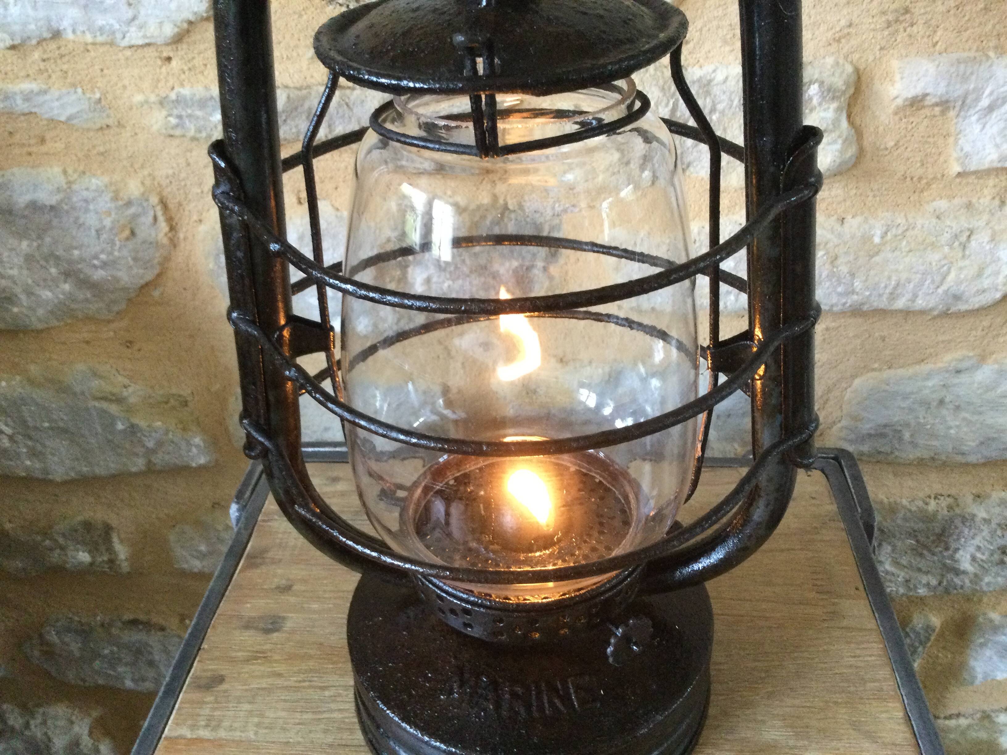 Marine model kerosene lamp in good condition