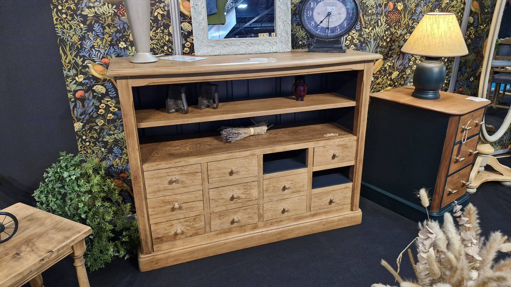 Apothecary-style buffet