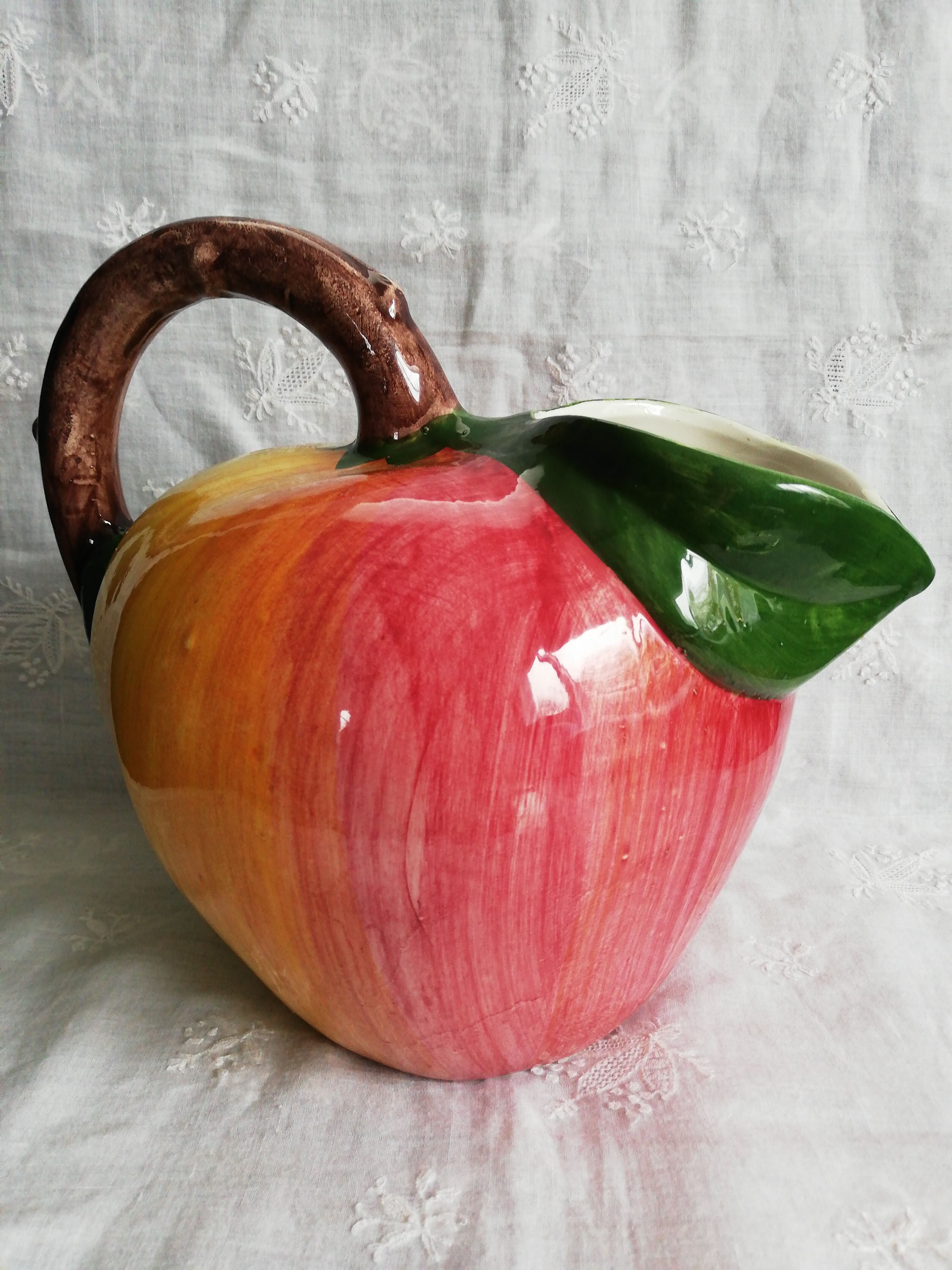 Large apple pitcher 3L ceramic slurry