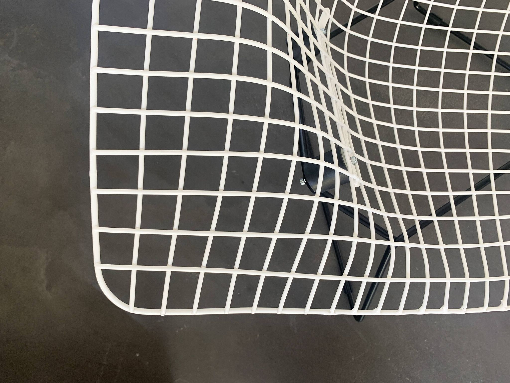 Big Diamond armchair, Harry Bertoia for Knoll International, 1950s-60s, restored