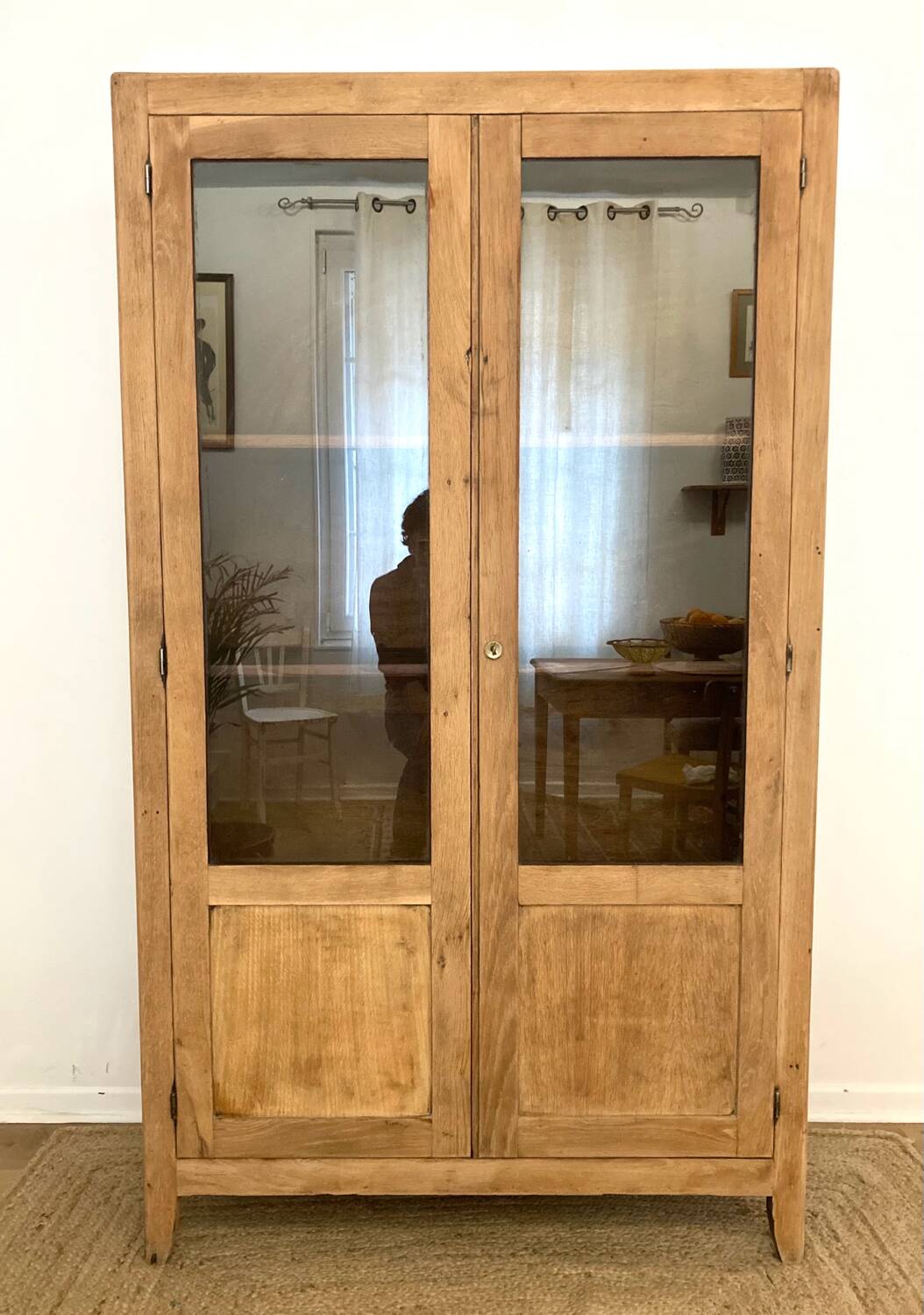 Parisian display cabinet