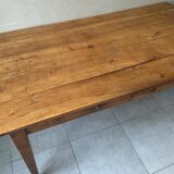 Large vintage farmhouse table from the 50s in solid wood (oak)