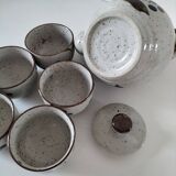Japanese teapot and cups