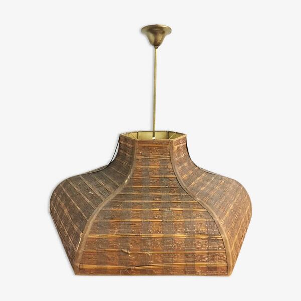 Suspension type coloniale