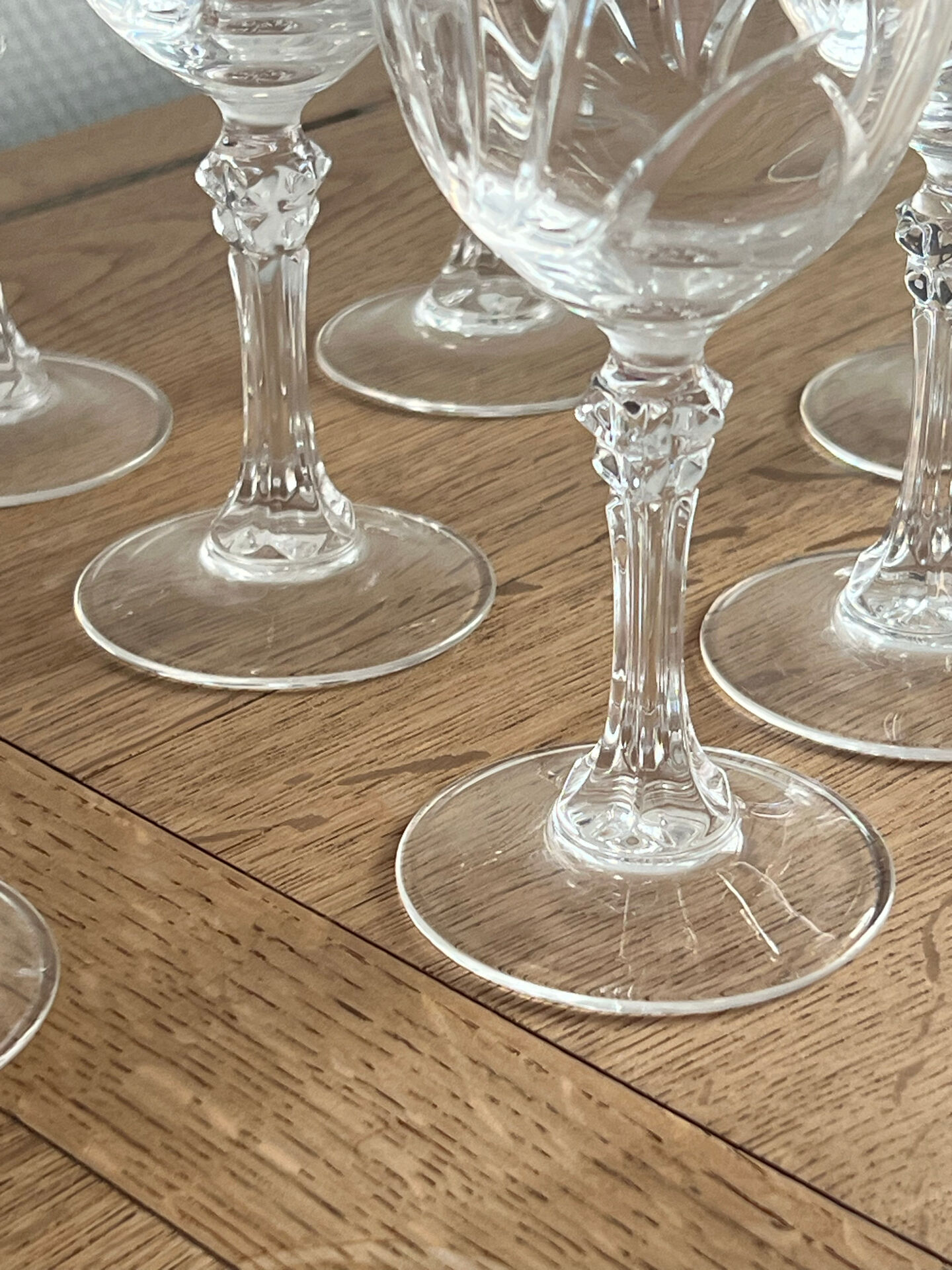 8 crystal stem glasses model Lude