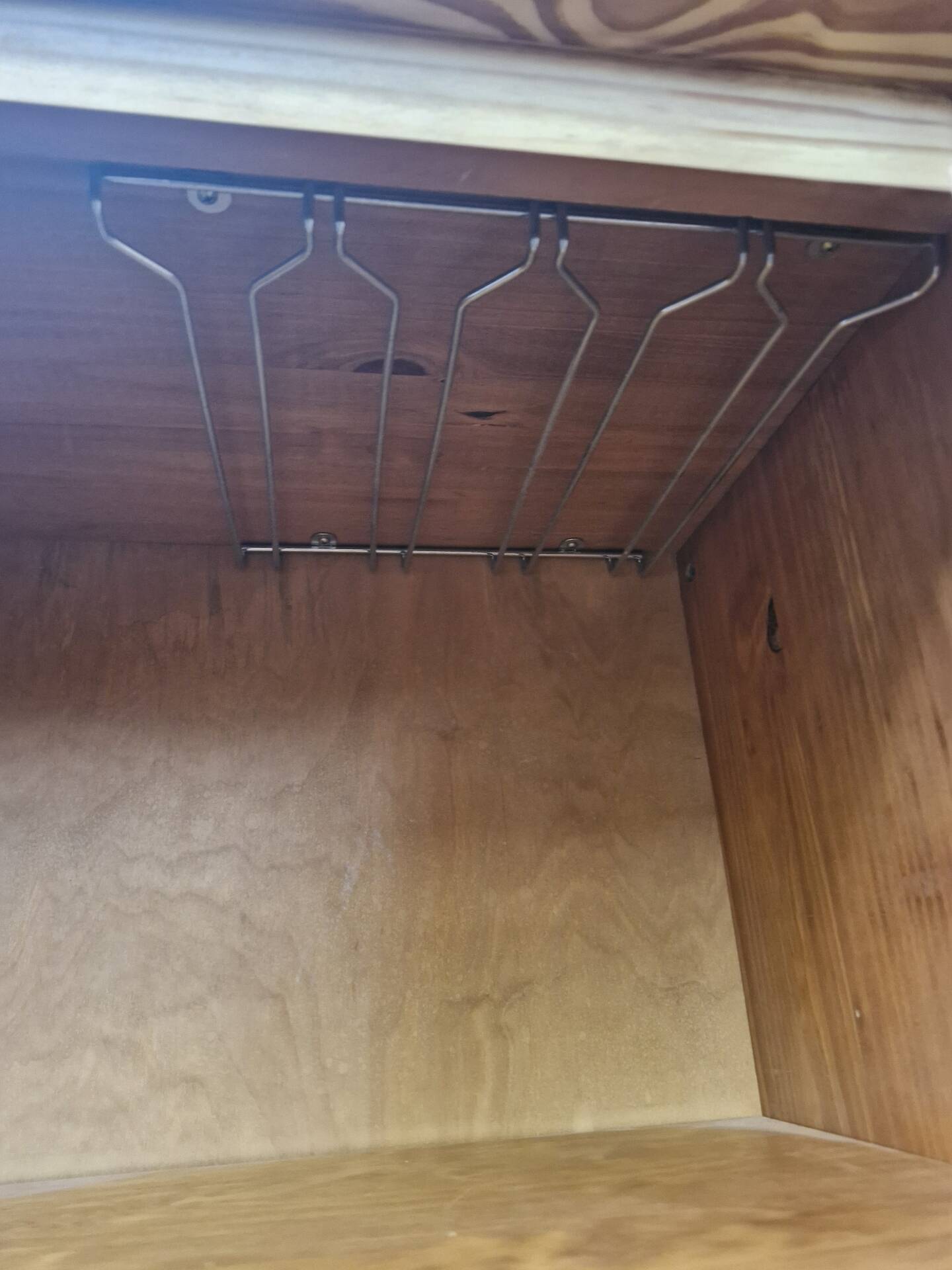 Pine storage furniture Aerogommer