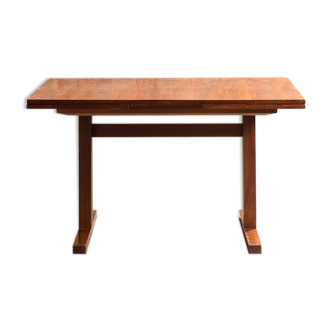 Rectangular rosewood table equipped with two extensions that can accommodate 6 people
