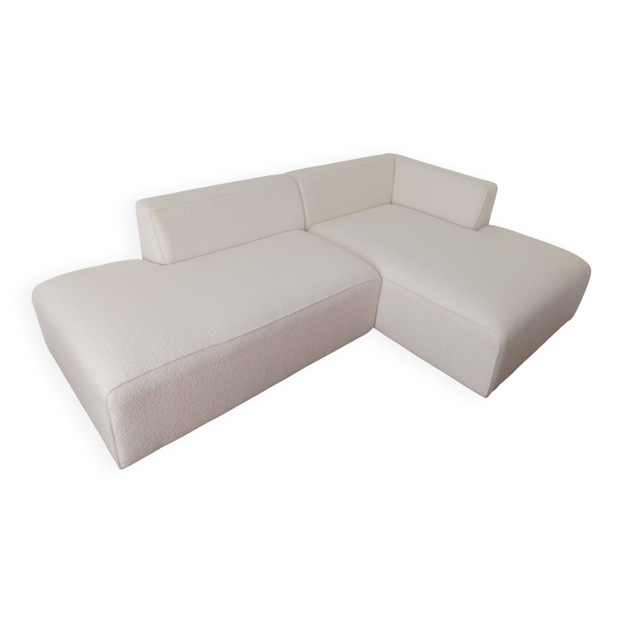 White boucle canapé Bobochic Paris + its bench