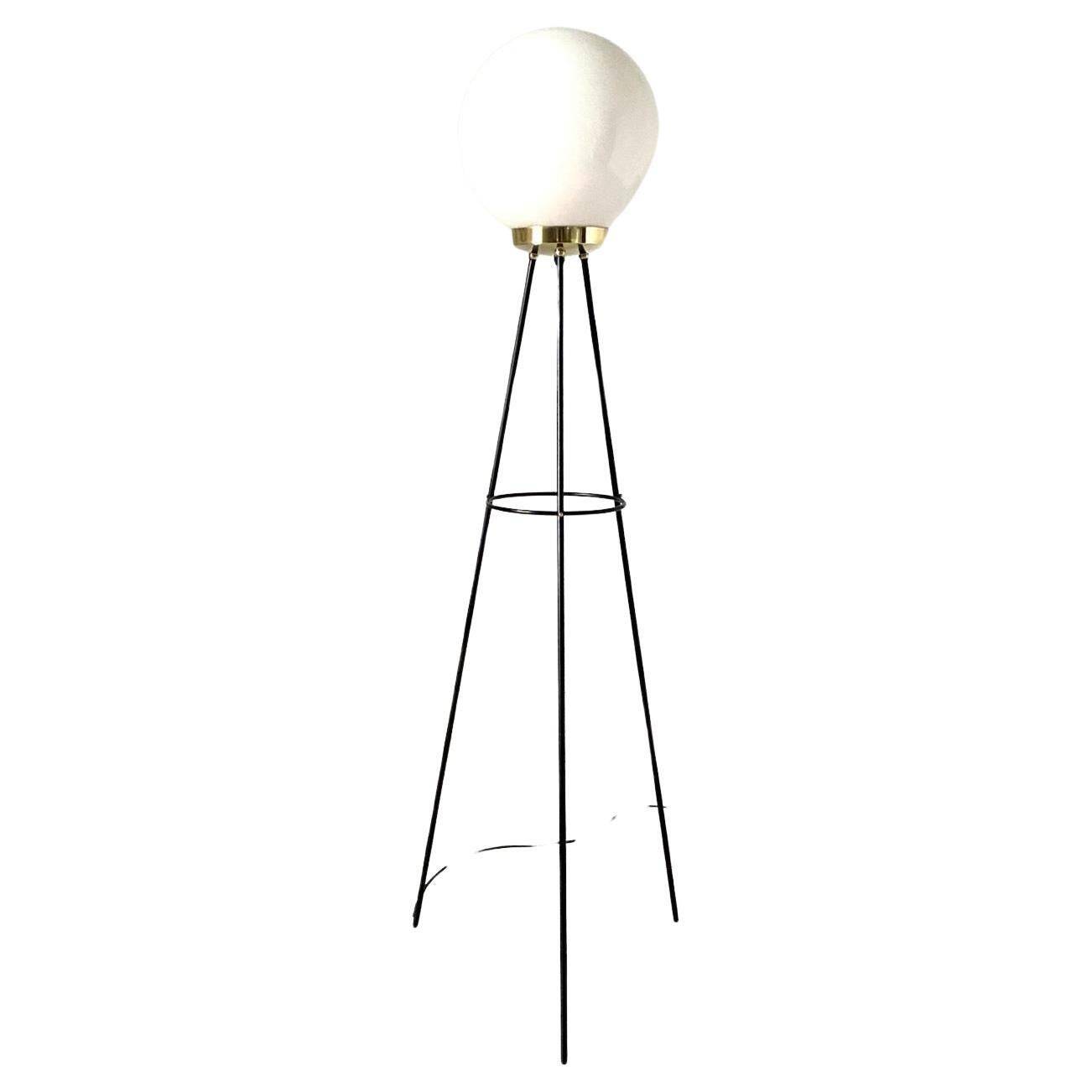 vintage floor lamp with tripode structure Italy