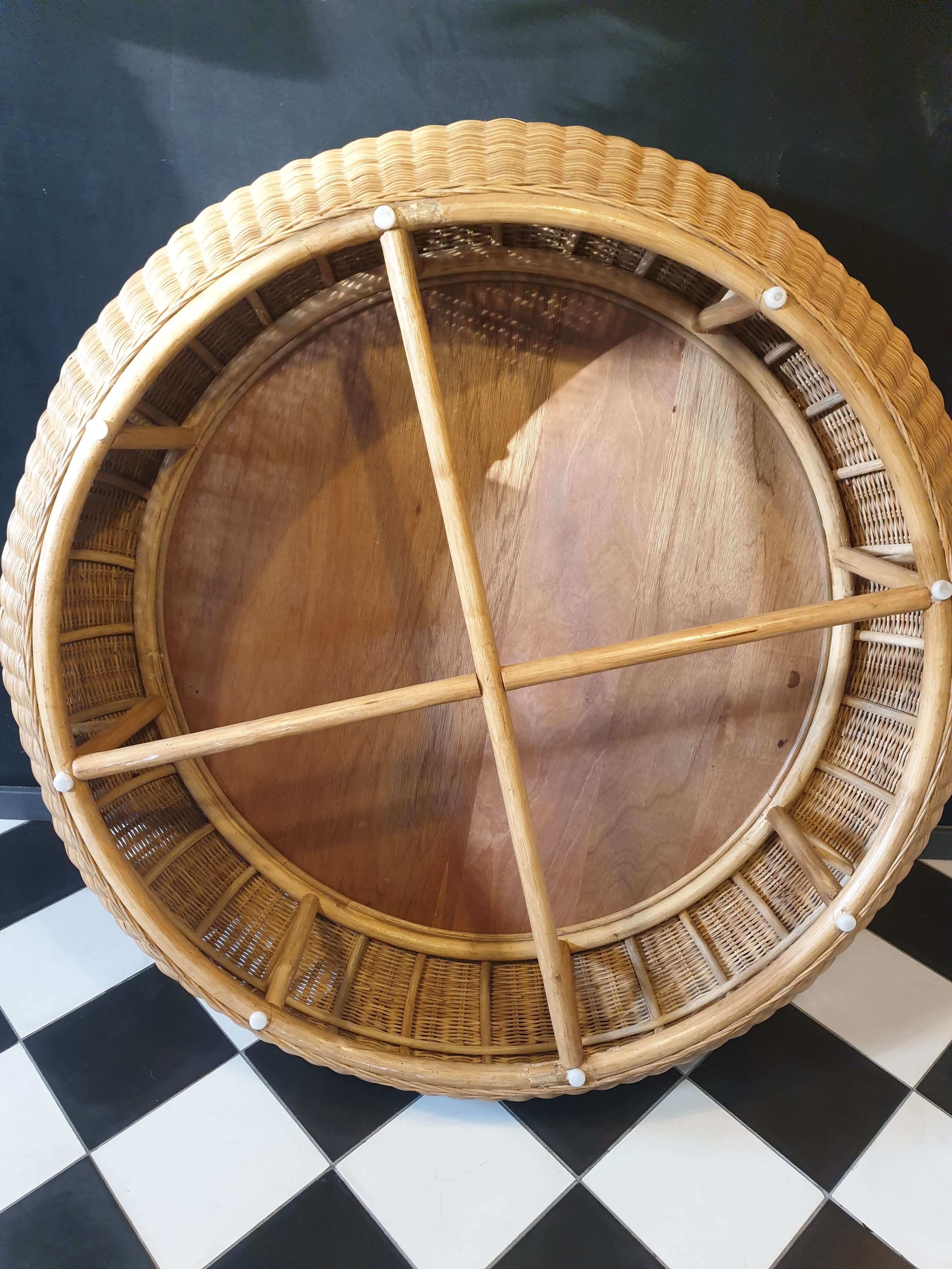 Coffee table Wicker round