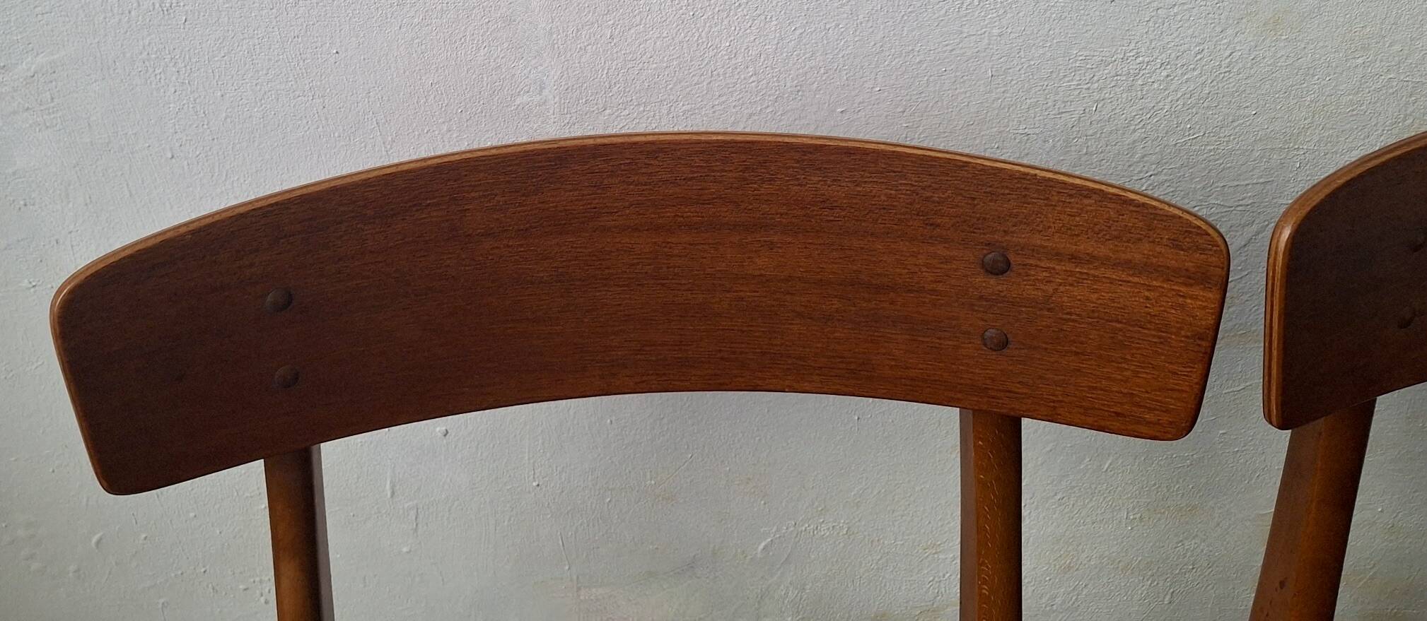 Paire de chaises de salle à manger en teck de style mid-century par Farstrup Mobler, Danemark, années 1960.