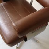 Office chair in skai and chrome, design year 70