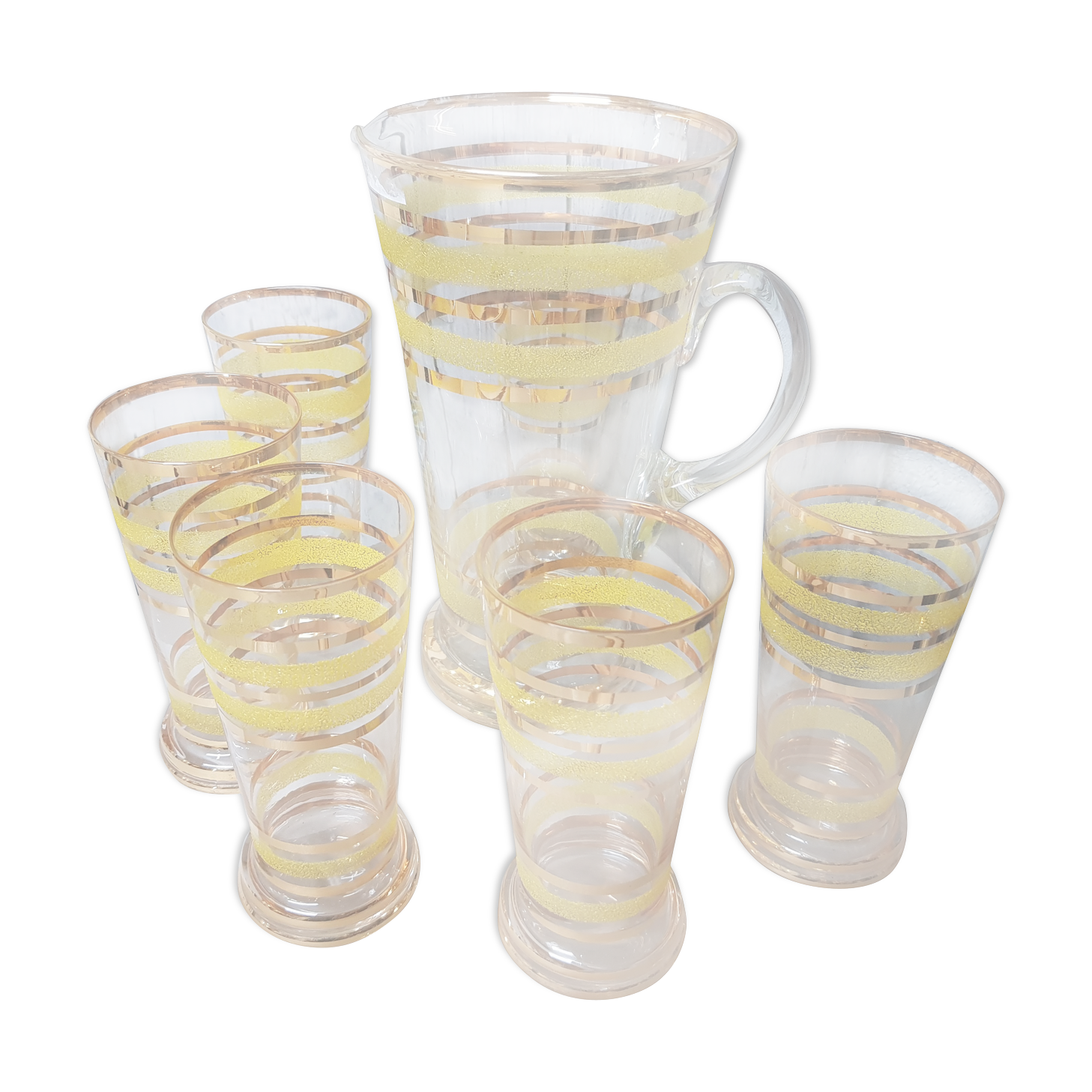 Service has vintage orangeade