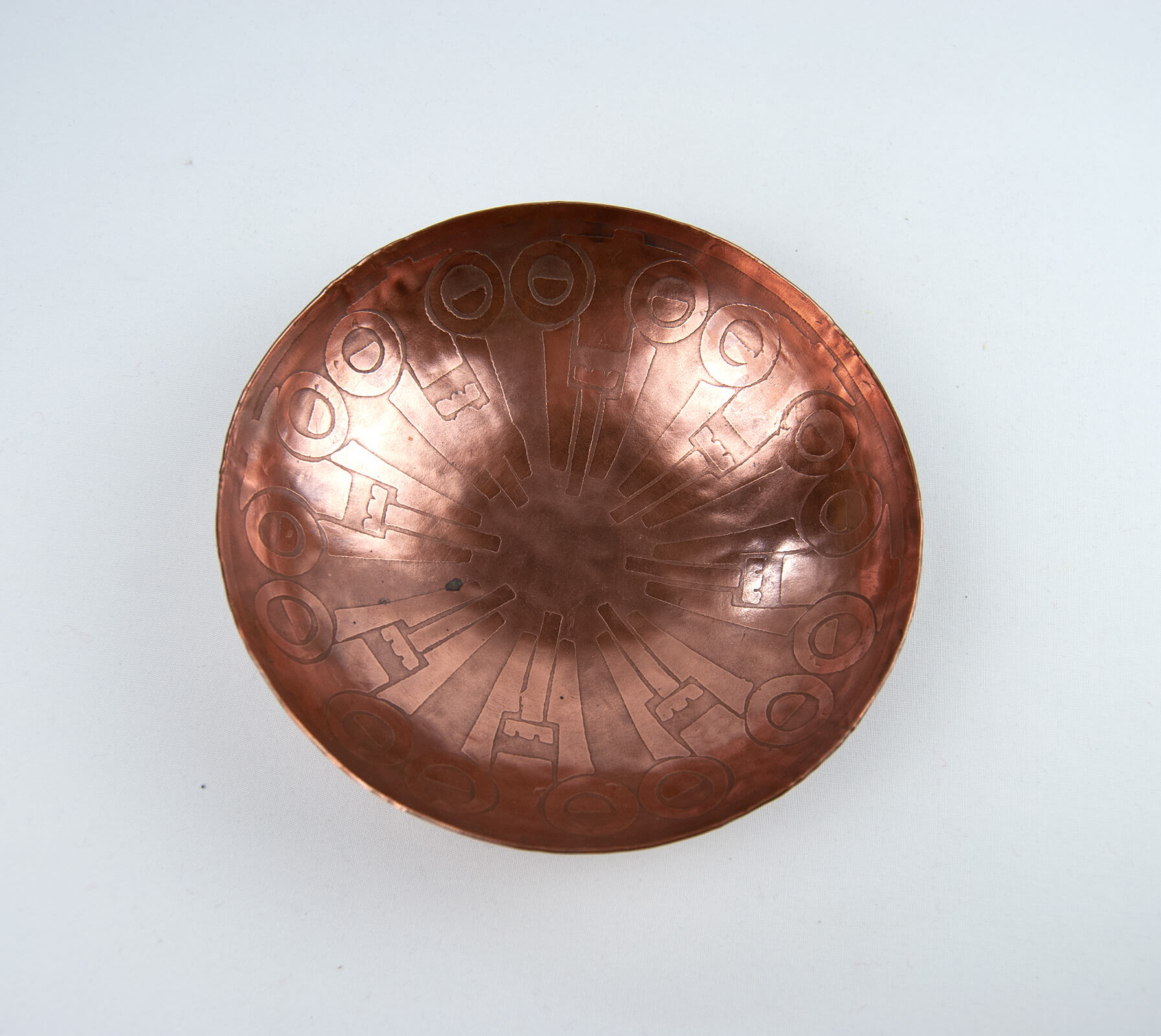 1930s Rare copper bowl with etched motif
