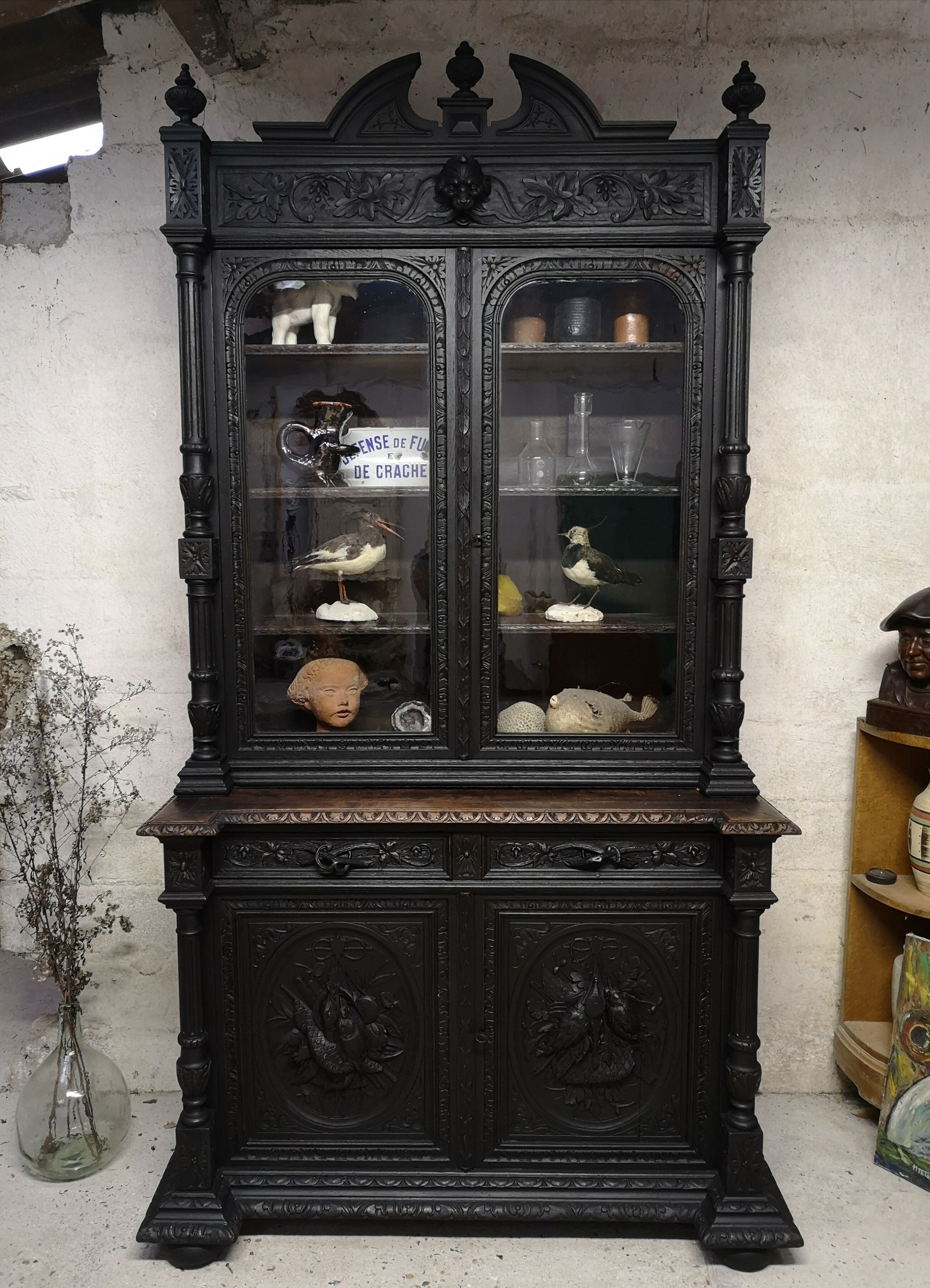 Hunting buffet XIX Louis XIII oak, cabinet curiosity showcase library