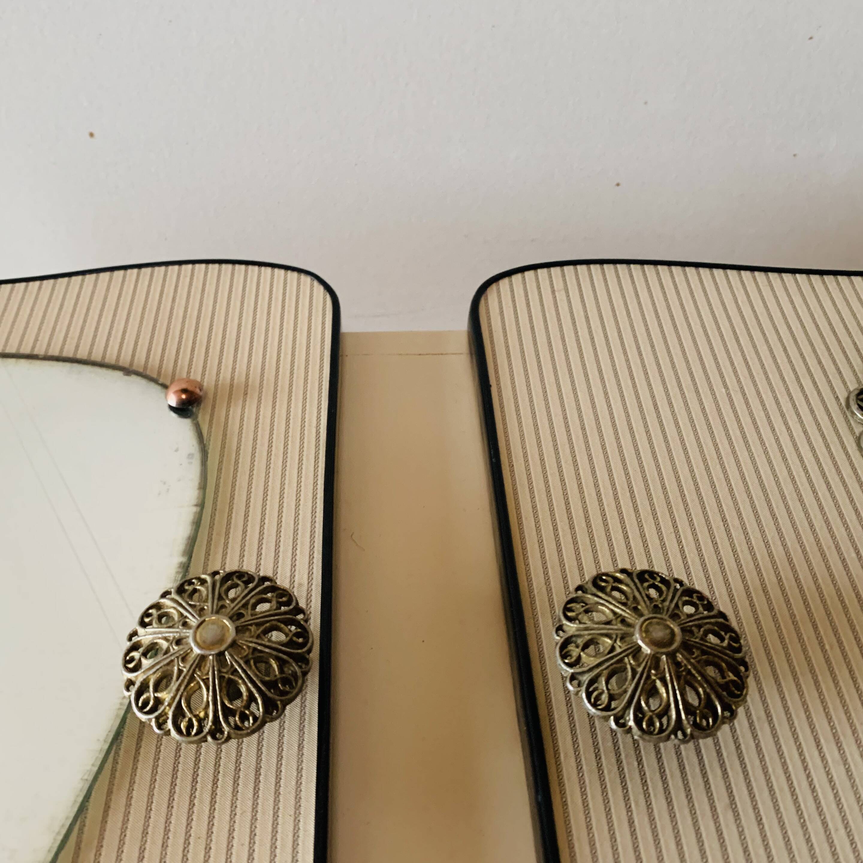 Vintage medicine cabinet - 1950s.