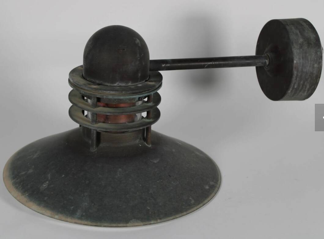 Nyhavn exterior wall light, Louis Poulsen