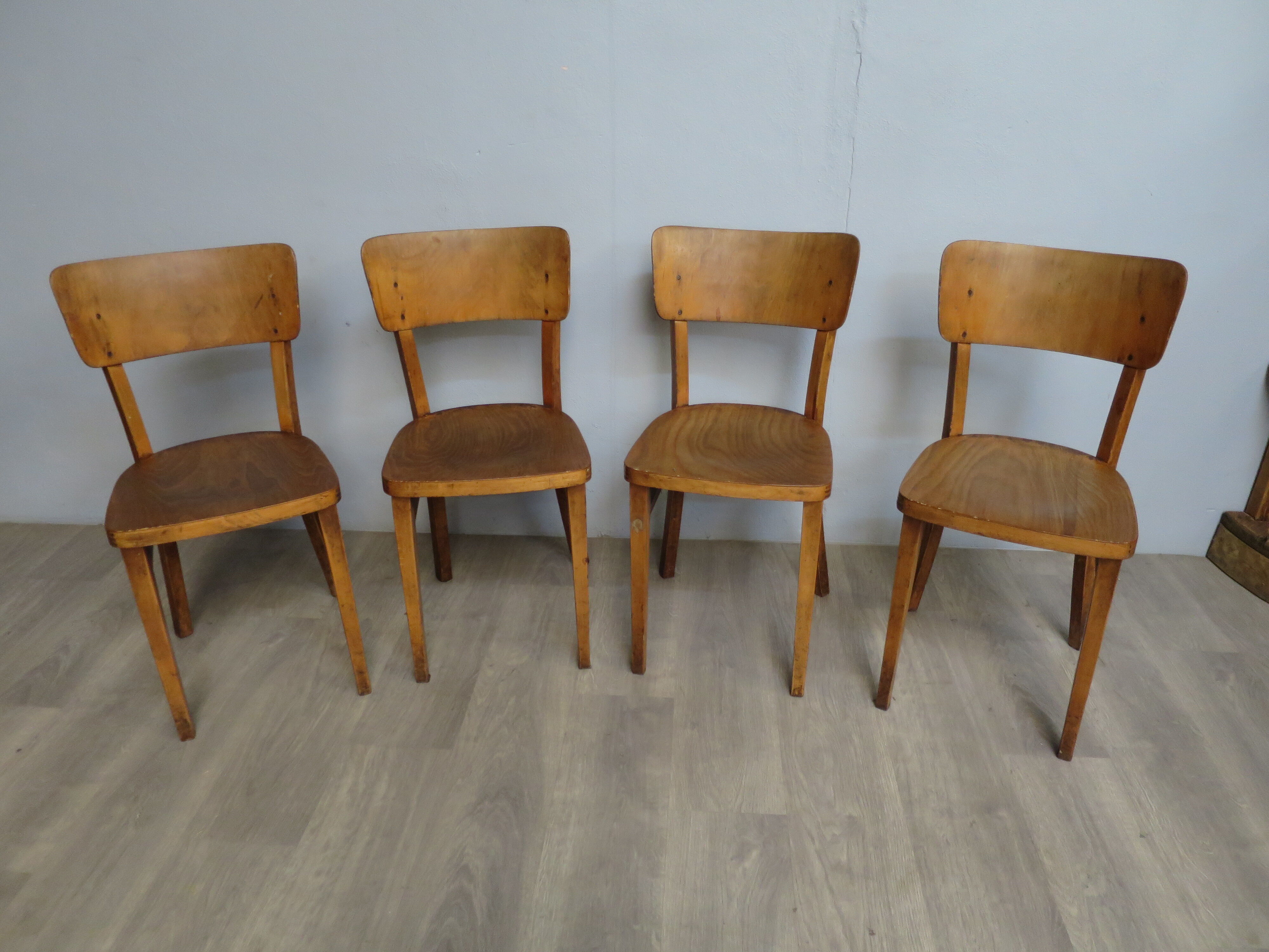 Ensemble de 4 chaises de bistrots thonet