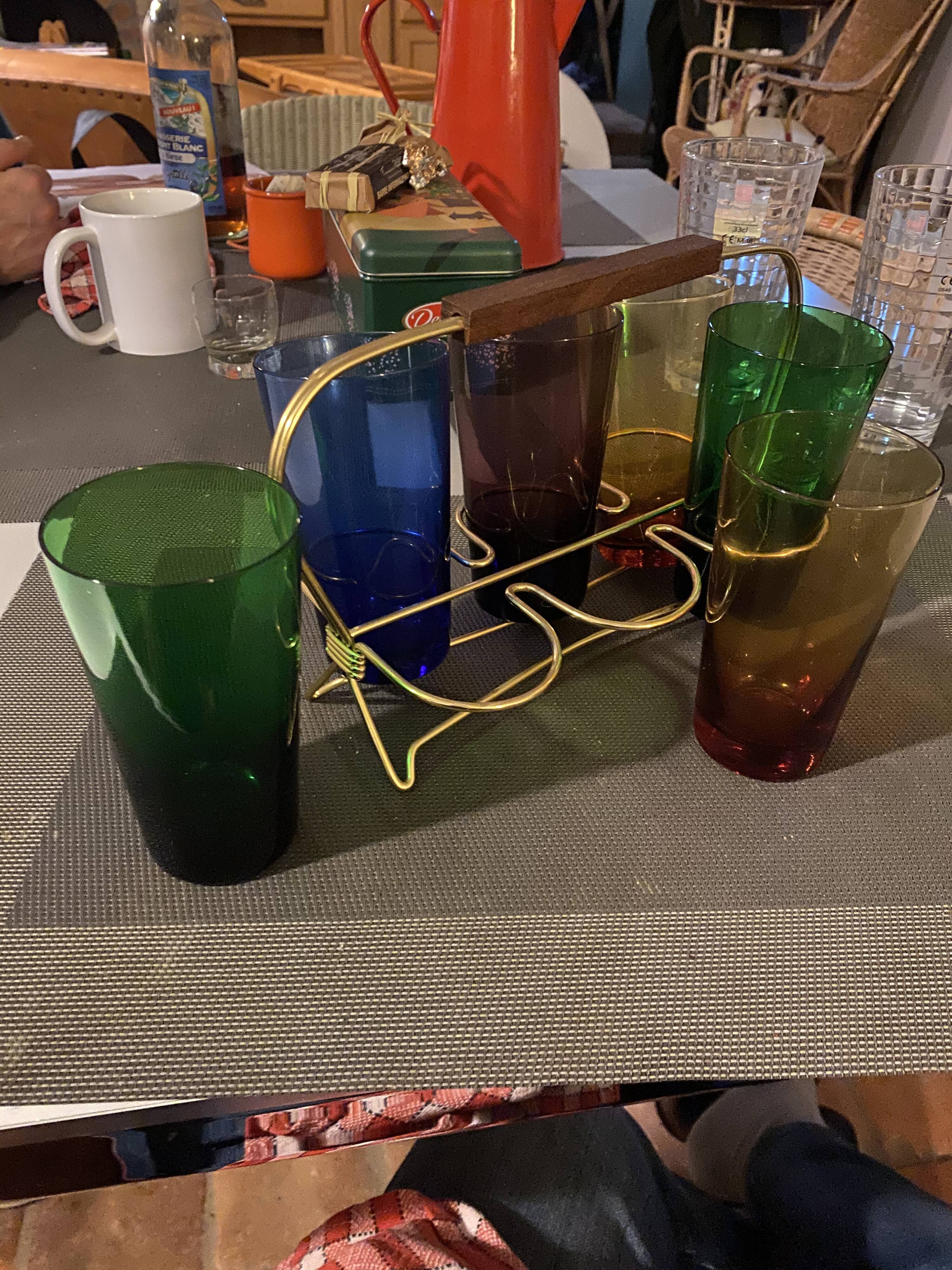 Orangeade colored glass service