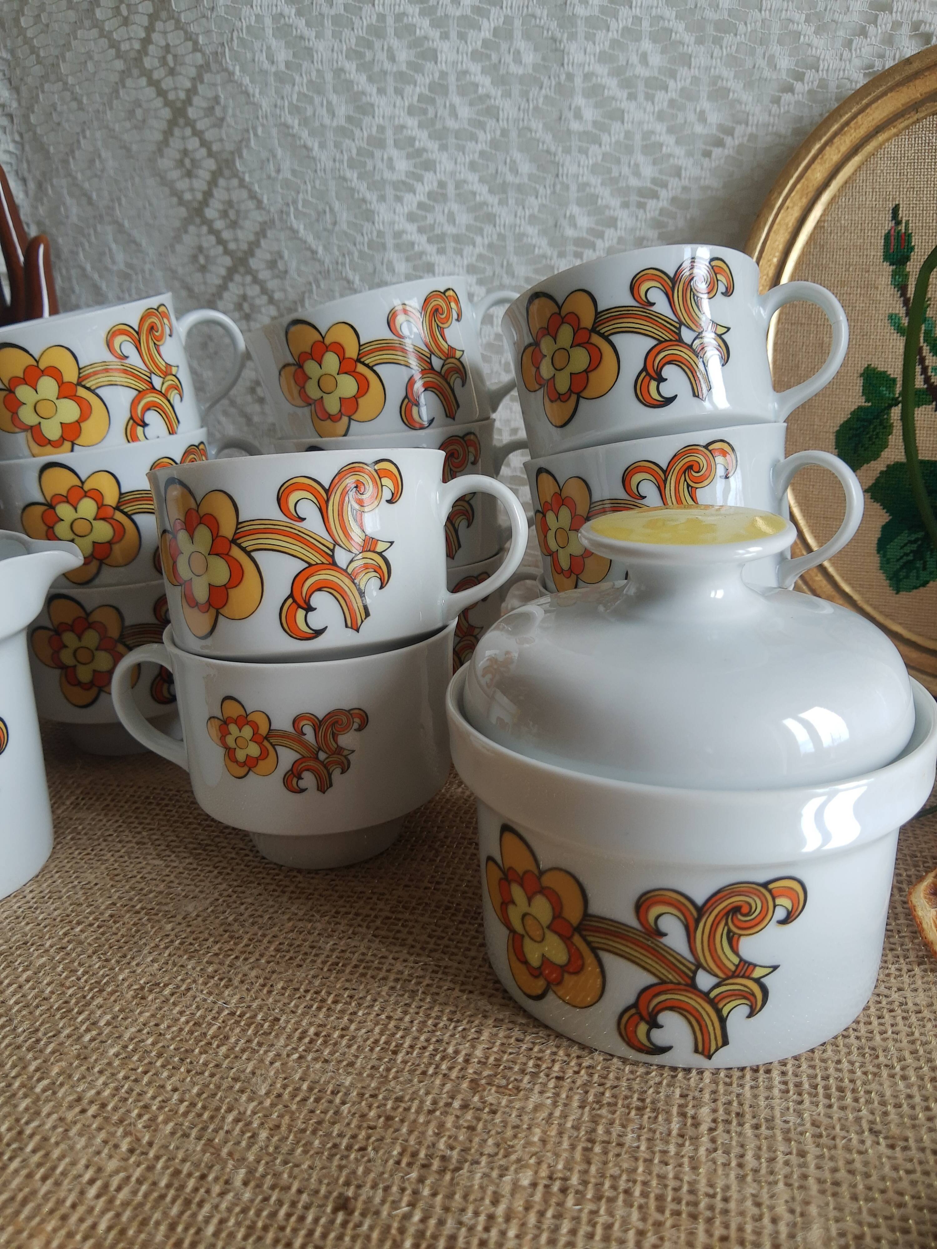 Set 11 coffee cups, sugar bowl and milk pitcher Wunsiedel Bavaria vintage