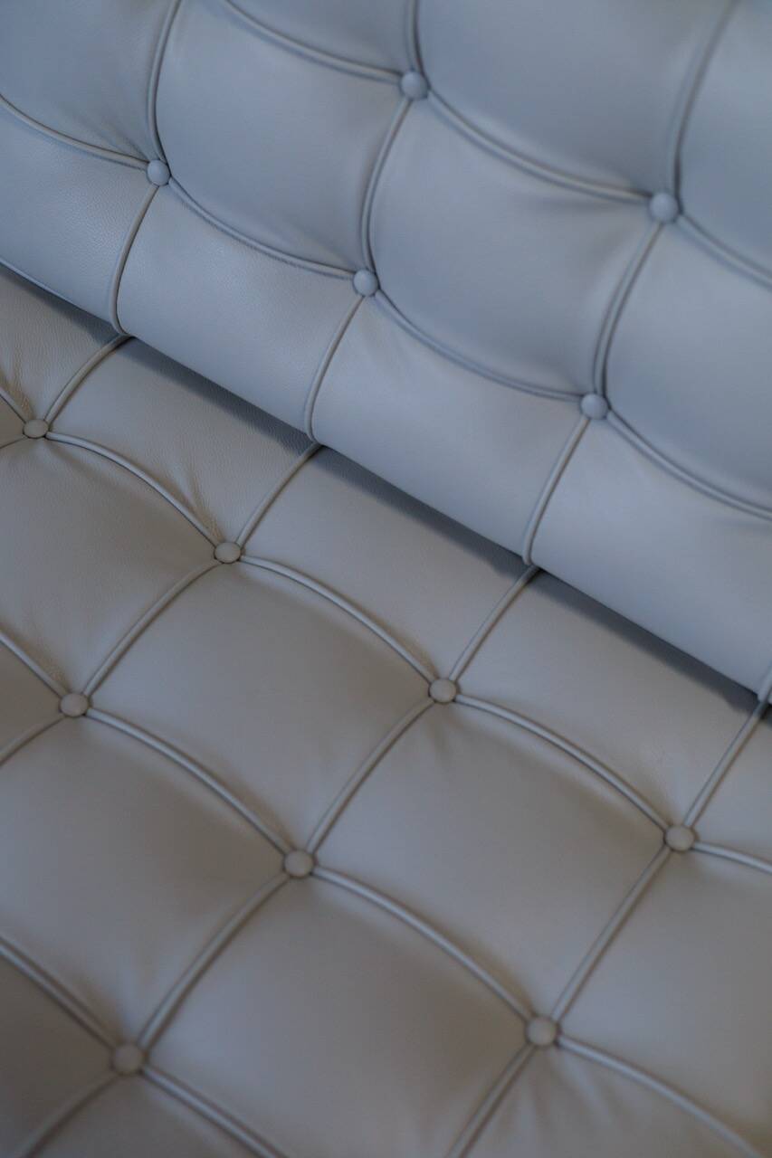 Chaise Barcelona Mies van der Rohe, Knoll - Cuir de beurre