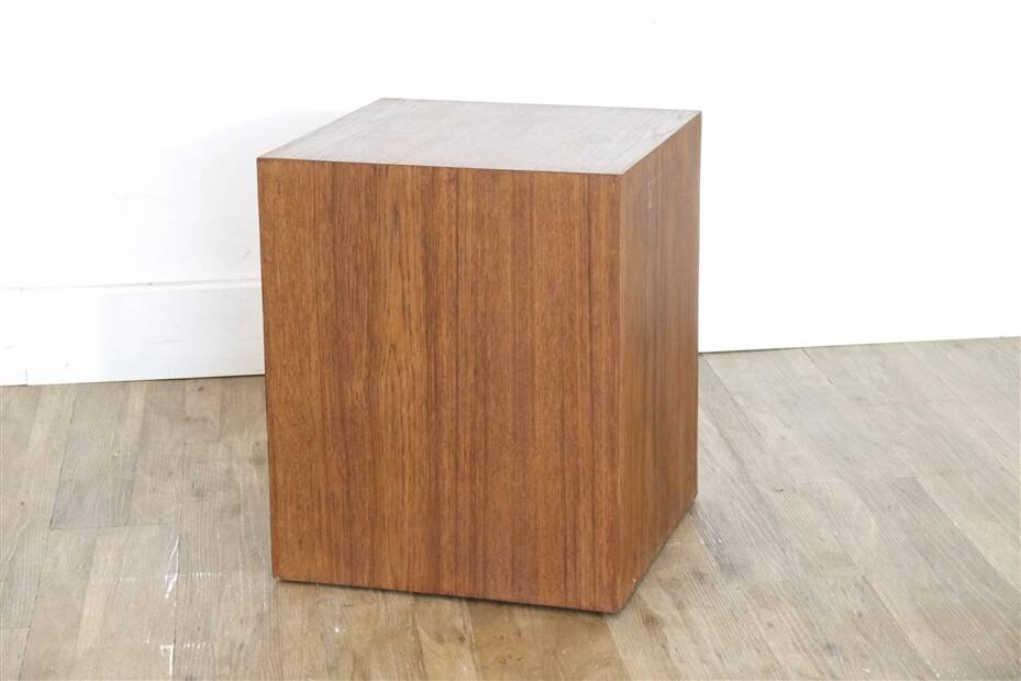 Table d'appoint en teck Danemark 1960