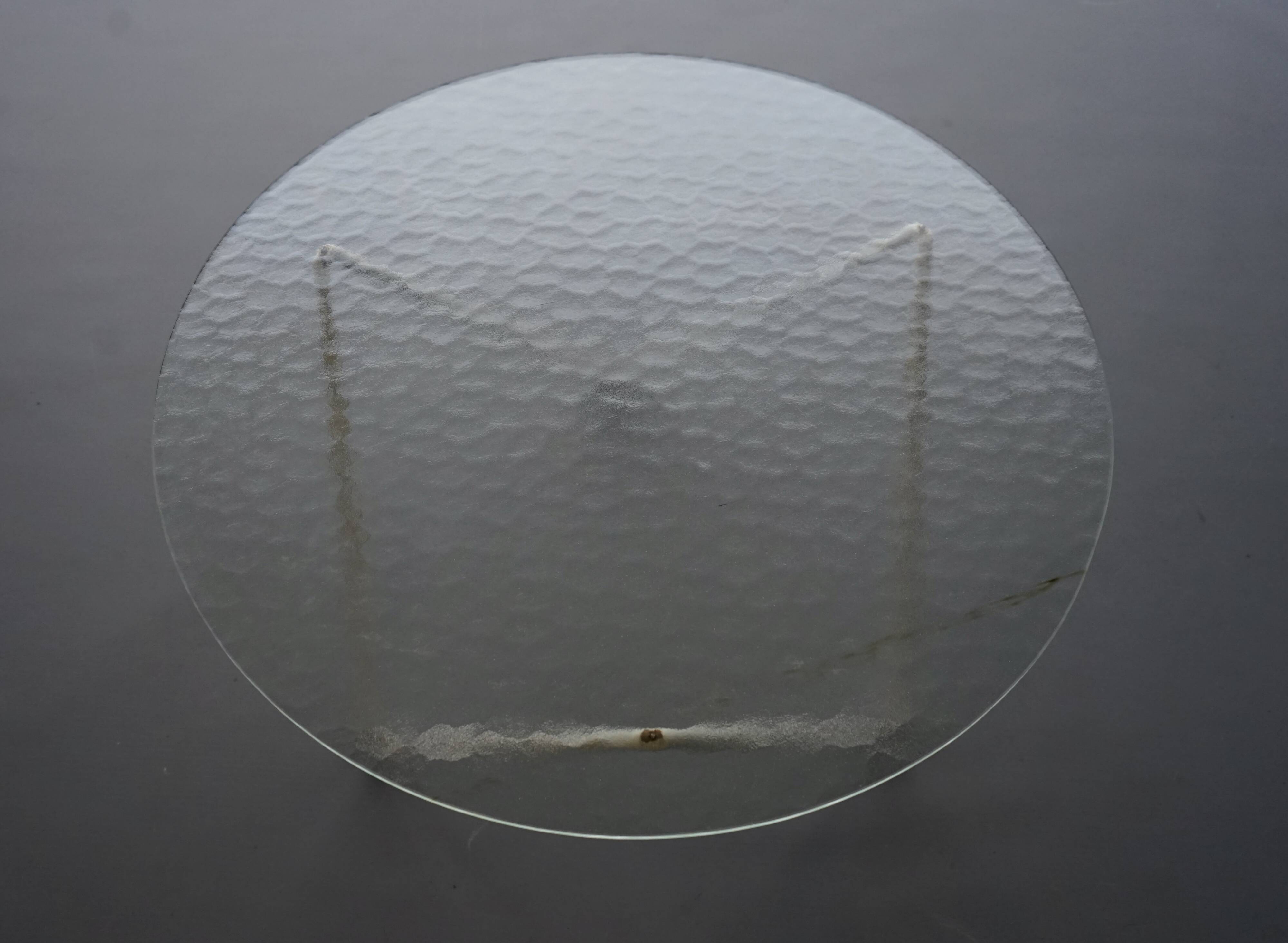 Table basse ronde minimaliste hollandaise. Années 1950