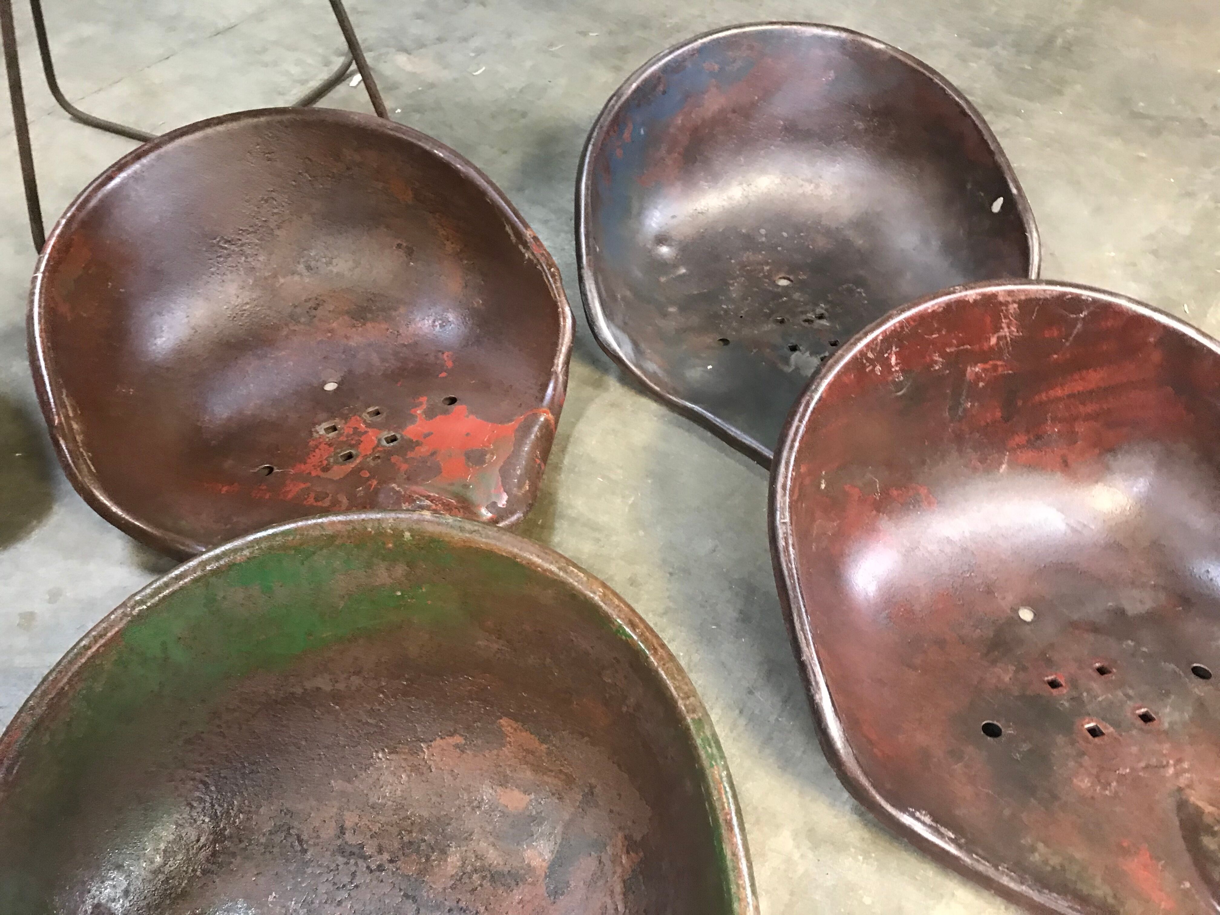 vintage industrial stool / tabouret