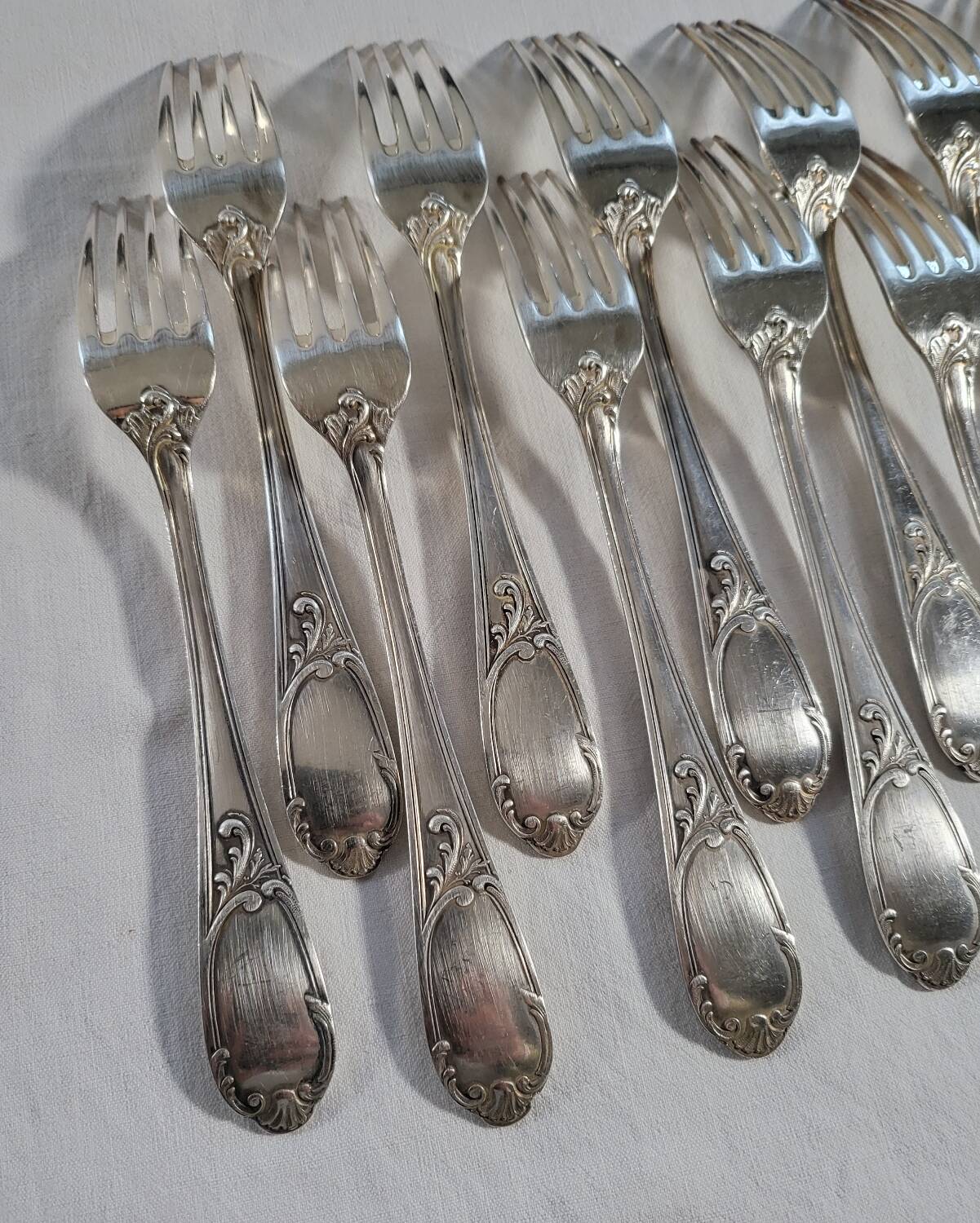 12 SOH Silver Metal Table Forks