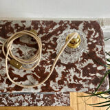 Glass lamp with diamond pattern