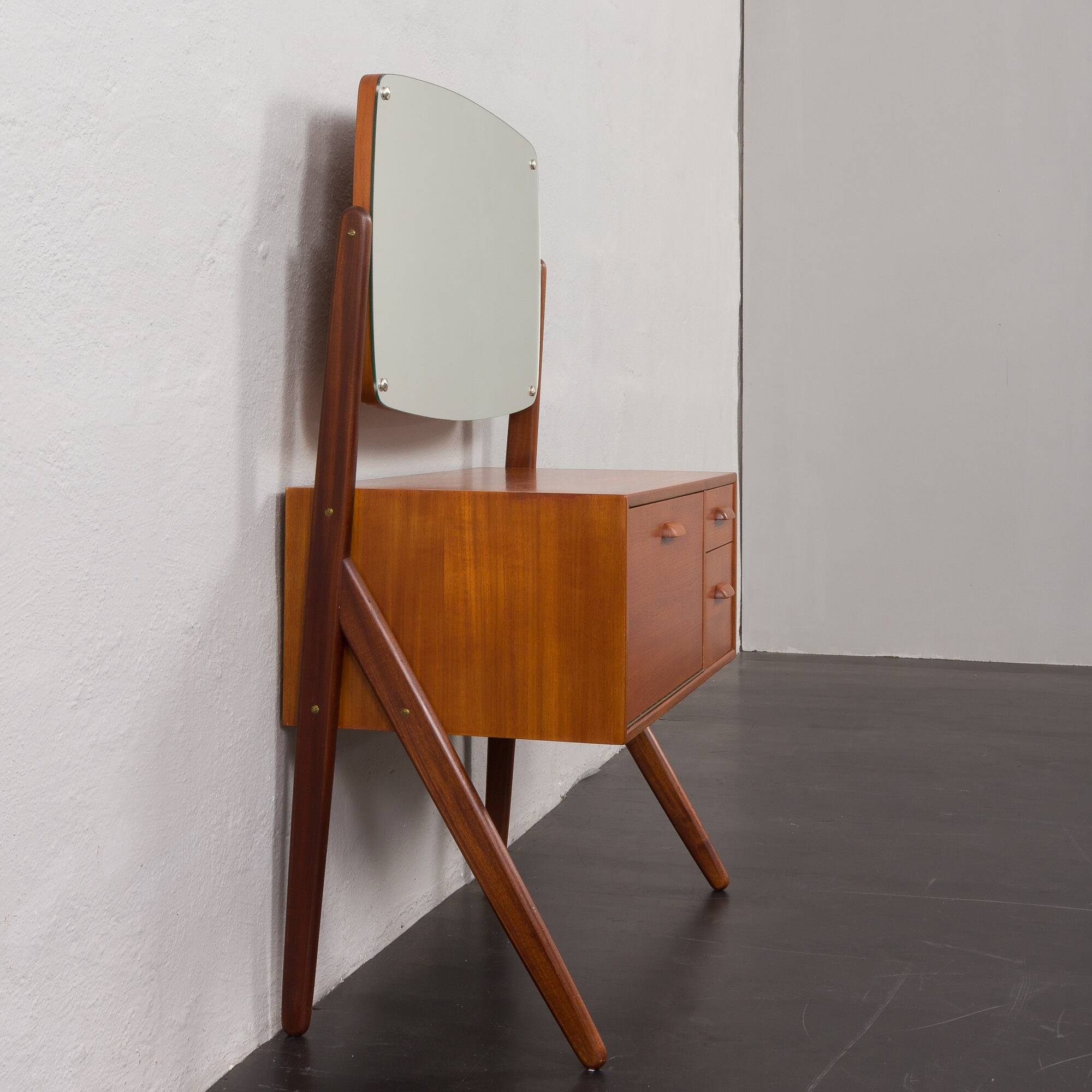 Mid-century Danish Teak Dressing Table from Ølholm Møbelfabrik,1960s