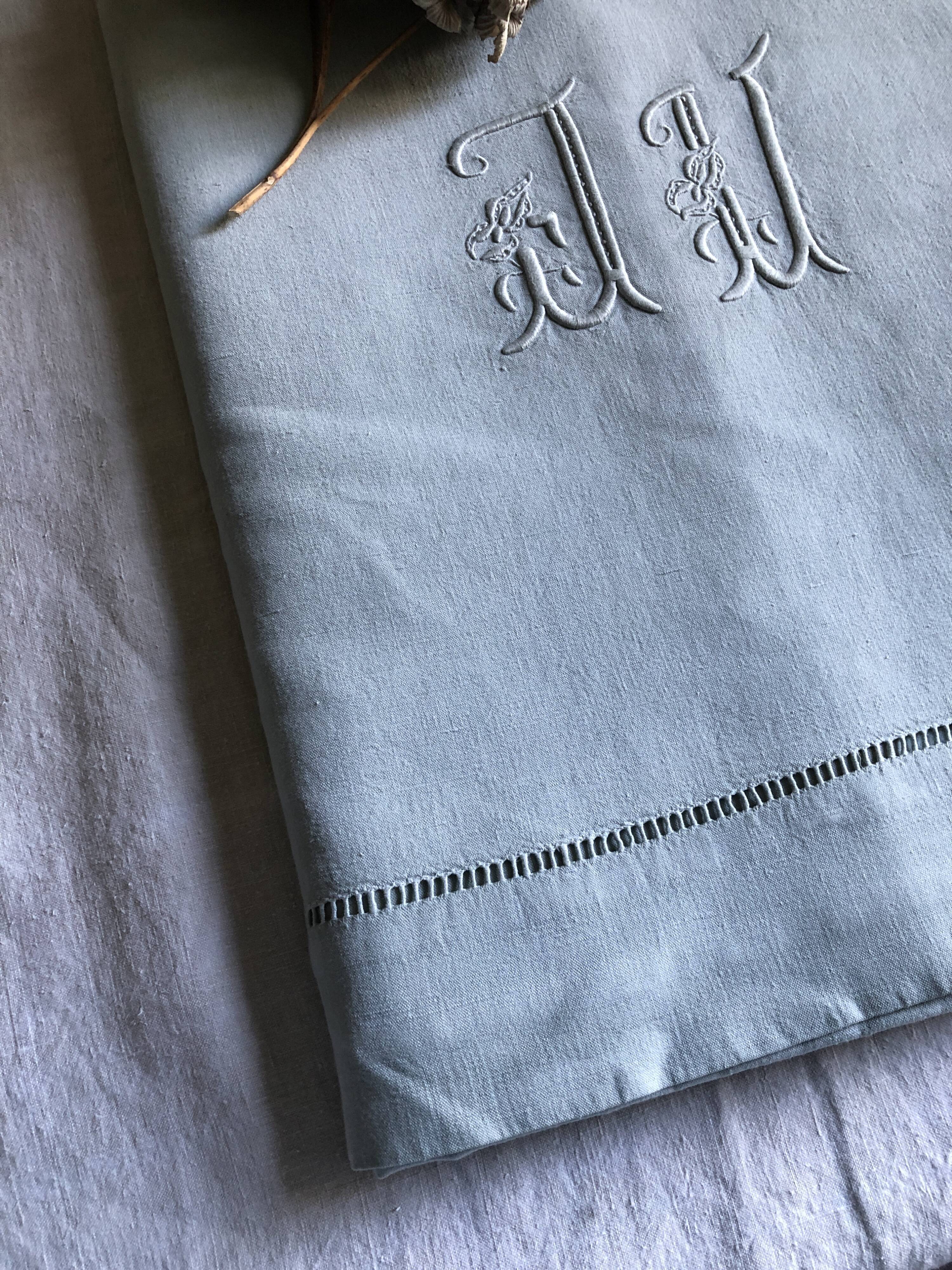 Drap ancien en lin et coton teinté en céladon