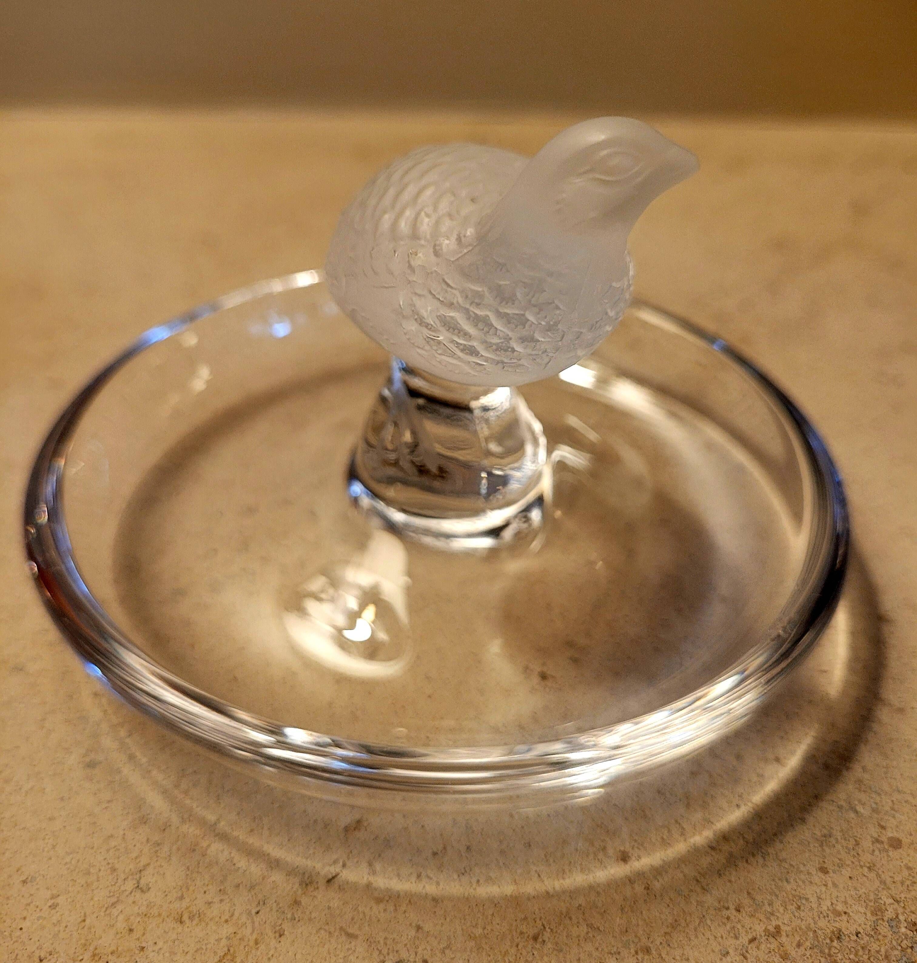 Baguier coupelle en cristal Lalique