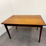 Table extendable to 230 cm