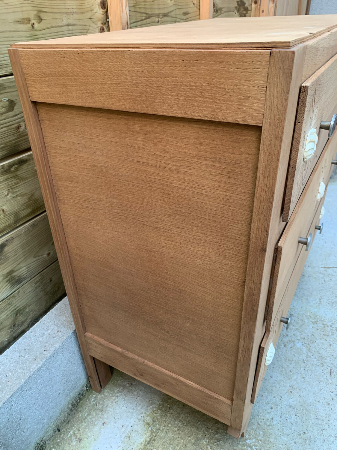 Art Deco chest of drawers