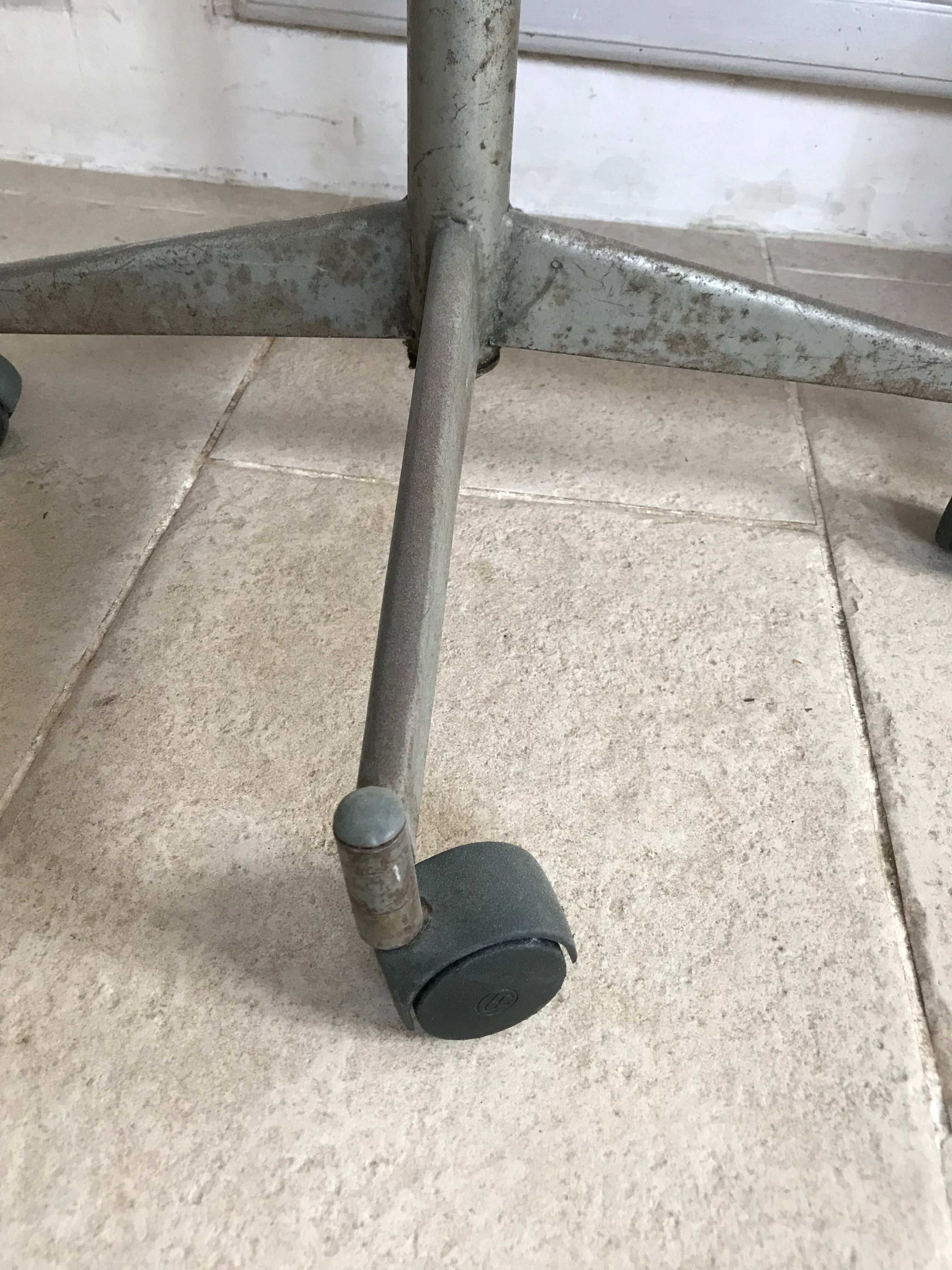 Vintage wheeled office chair