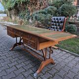 Bureau de notaire - style anglais