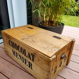 Former Chocolat Menier advertising wooden box