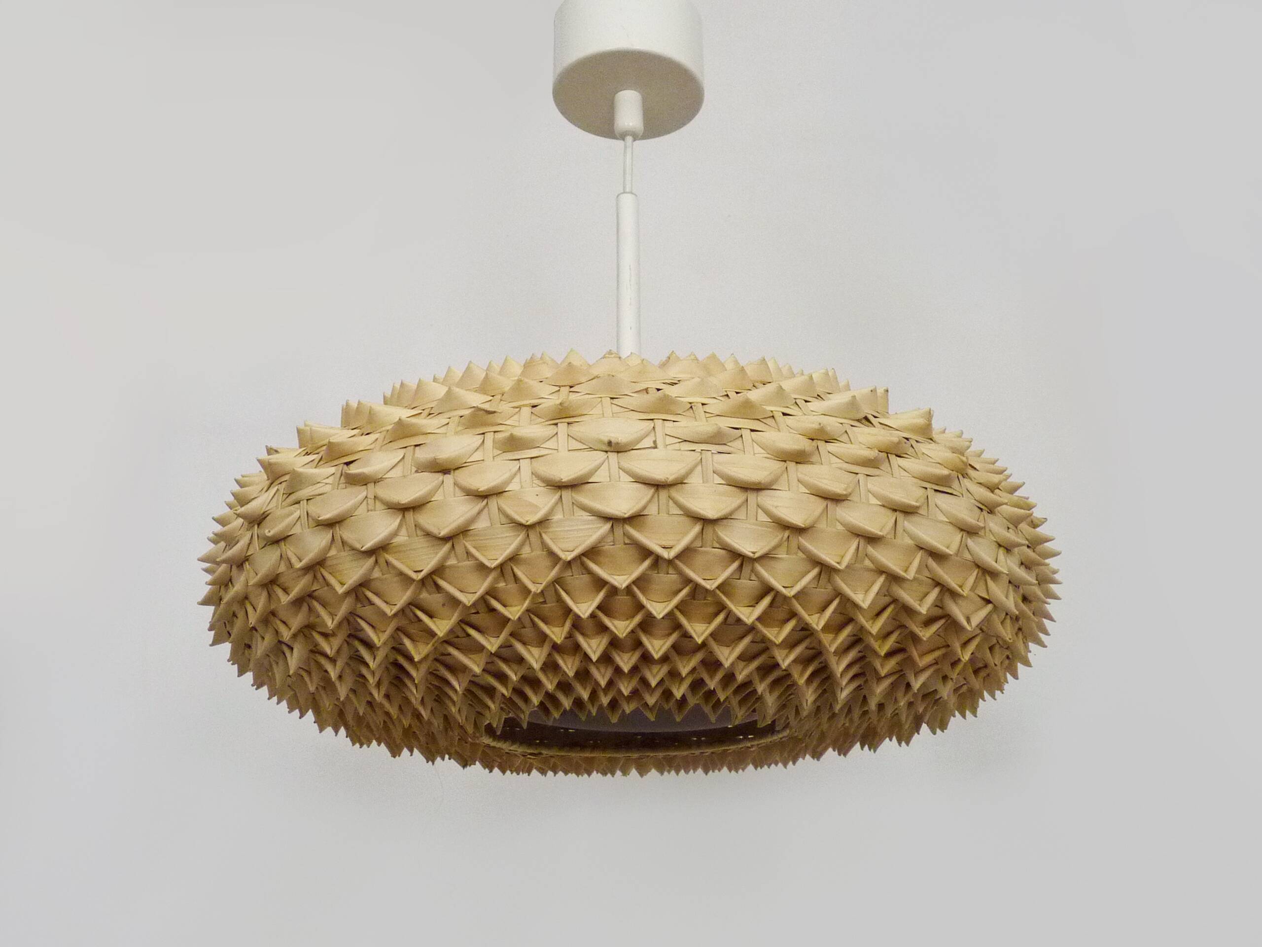 Large suspension design by Wiebke Braasch in coconut palm for Ikea 2010