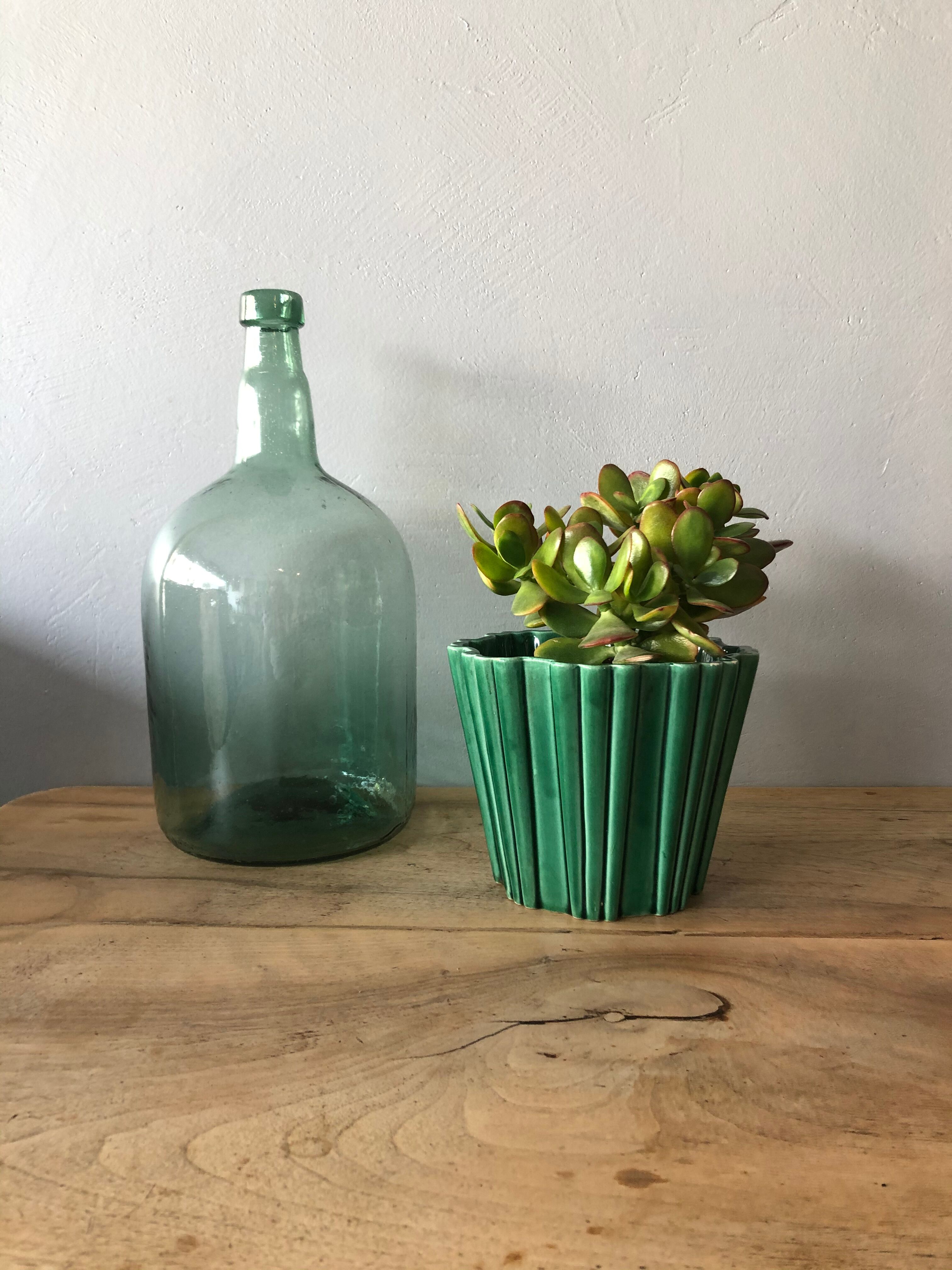 Poet Laval ceramic pot cover