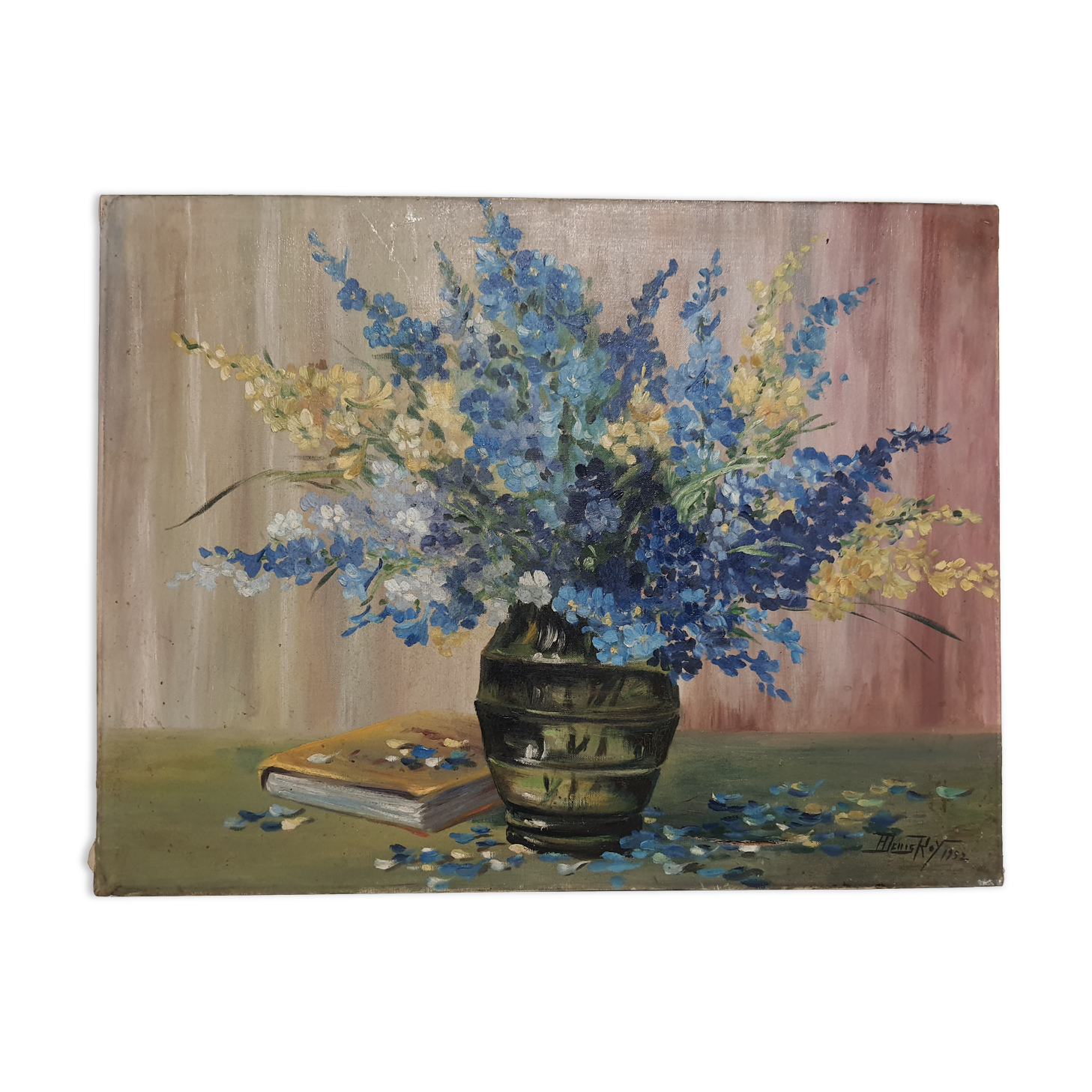 Painting on canvas vintage bouquet of flowers