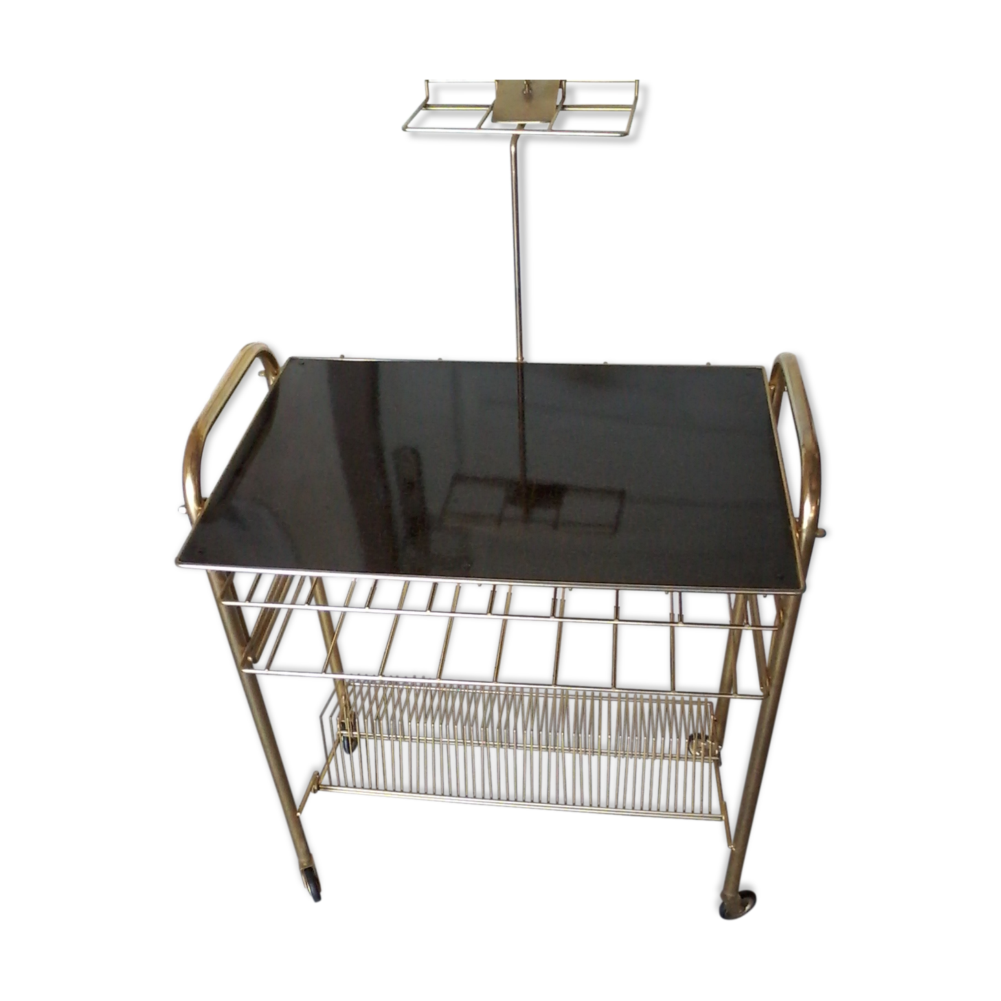 Vintage vinyl range table