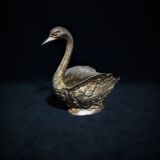 Planter in the shape of a swan