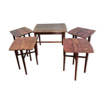 Ensemble de cinq tables d’appoint, Tchécoslovaquie, années 1960