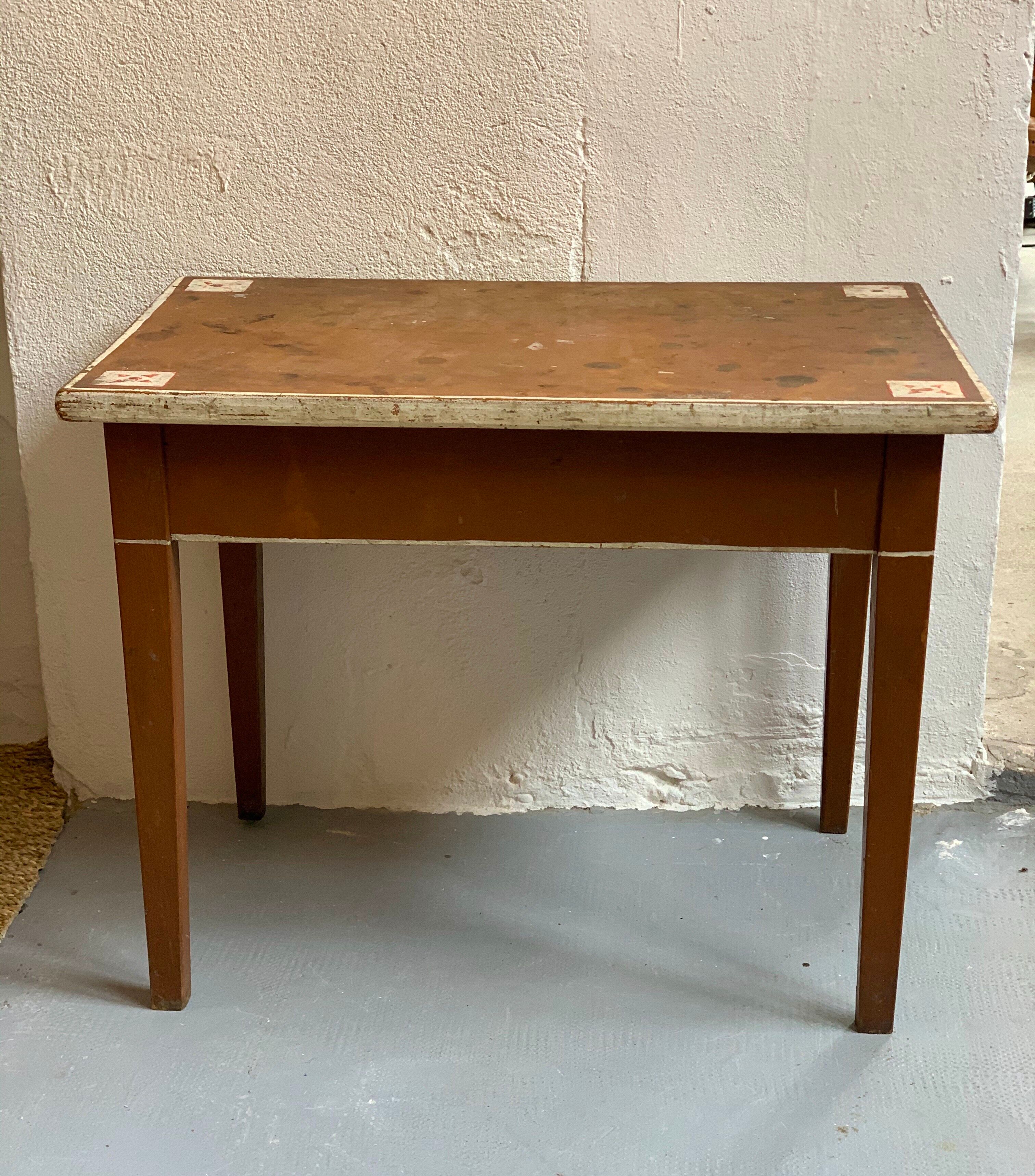 Table à tiroir